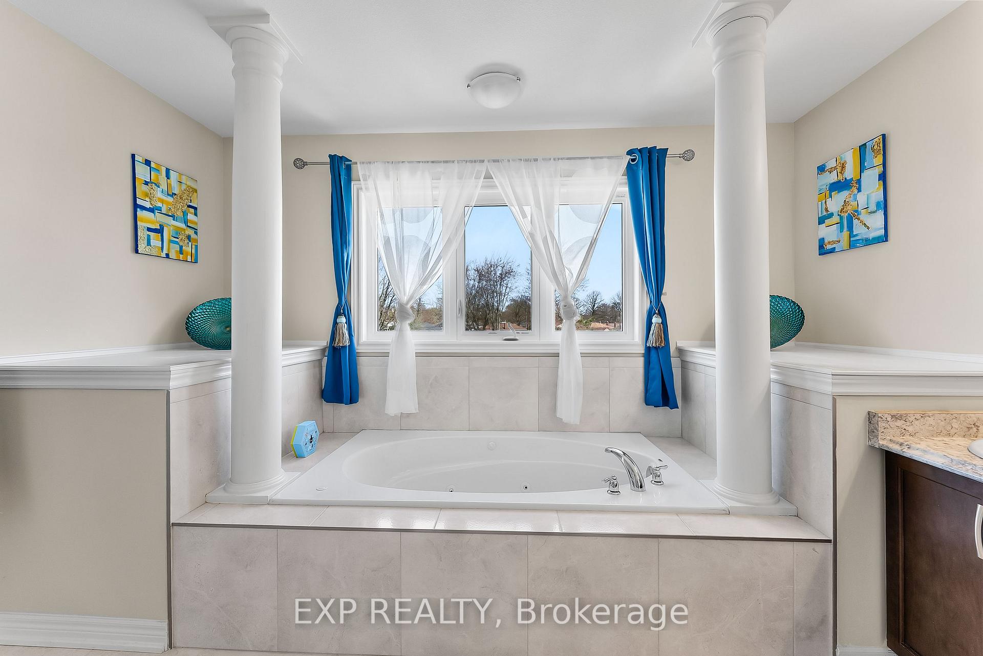 Photo 31 of 6311 Sam Iorfida Drive, Niagara Falls, Oldfield — HOMEH