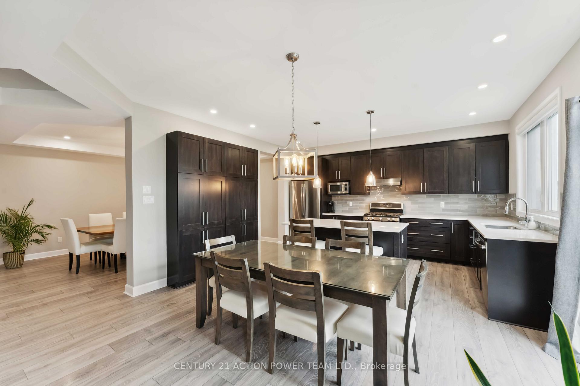 Photo 13 of 266 Esturgeon Street, Ottawa, Avalon West — HOMEH
