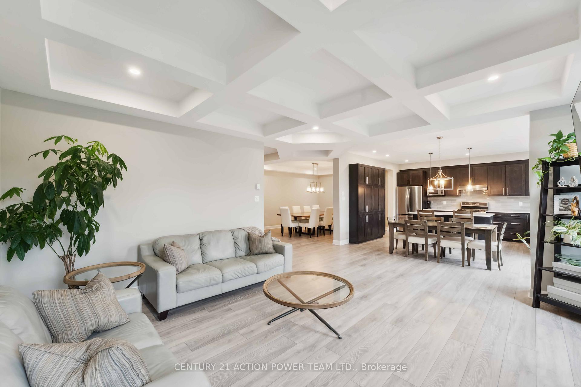 Photo 14 of 266 Esturgeon Street, Ottawa, Avalon West — HOMEH