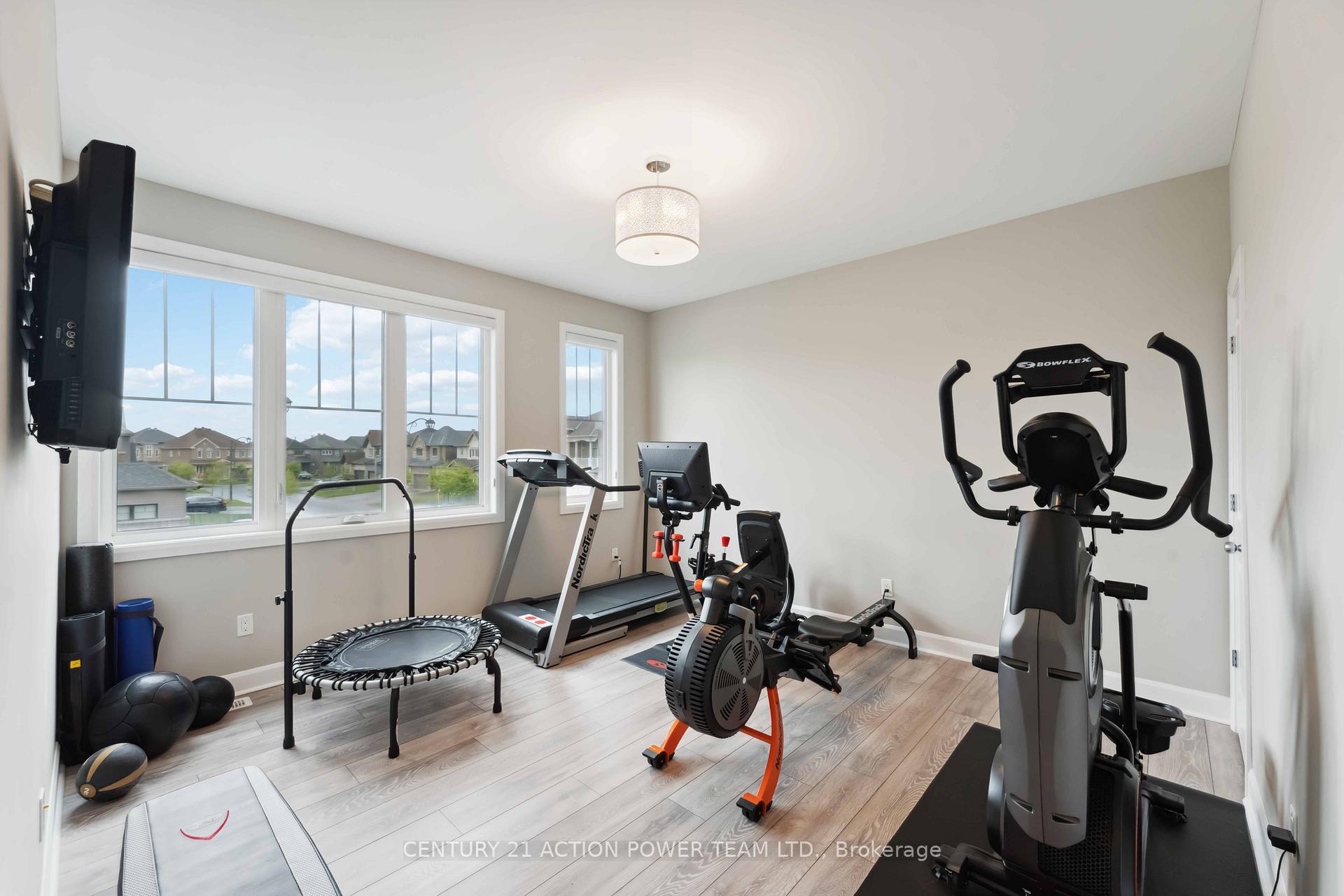Photo 35 of 266 Esturgeon Street, Ottawa, Avalon West — HOMEH
