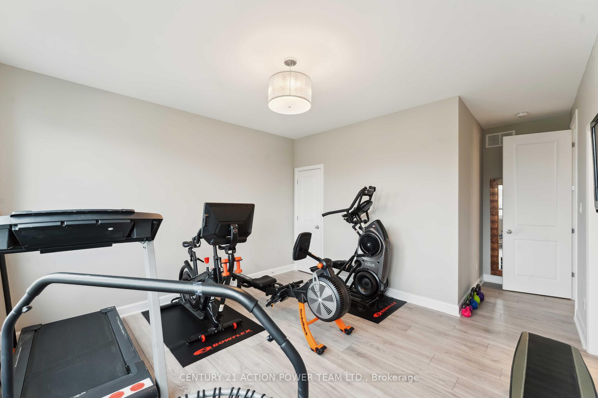 Photo 36 of 266 Esturgeon Street, Ottawa, Avalon West — HOMEH