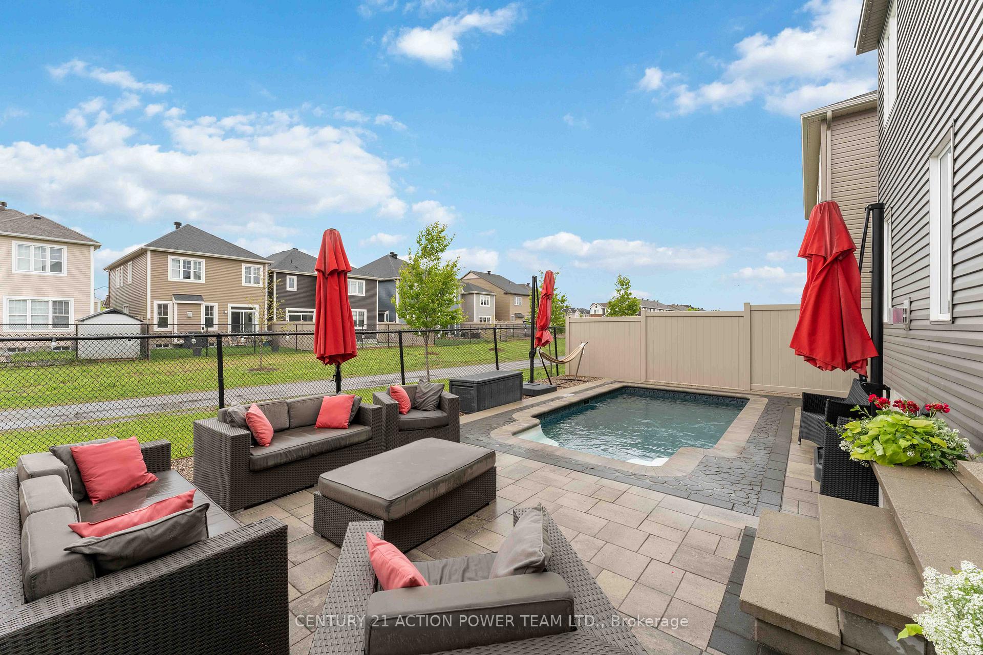 Photo 47 of 266 Esturgeon Street, Ottawa, Avalon West — HOMEH