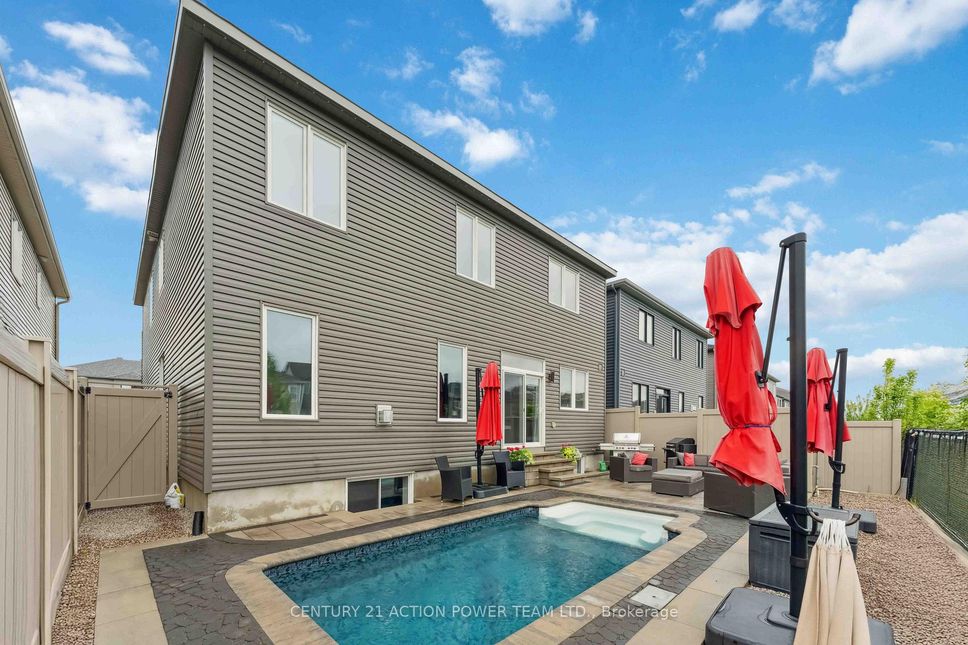 Photo 48 of 266 Esturgeon Street, Ottawa, Avalon West — HOMEH