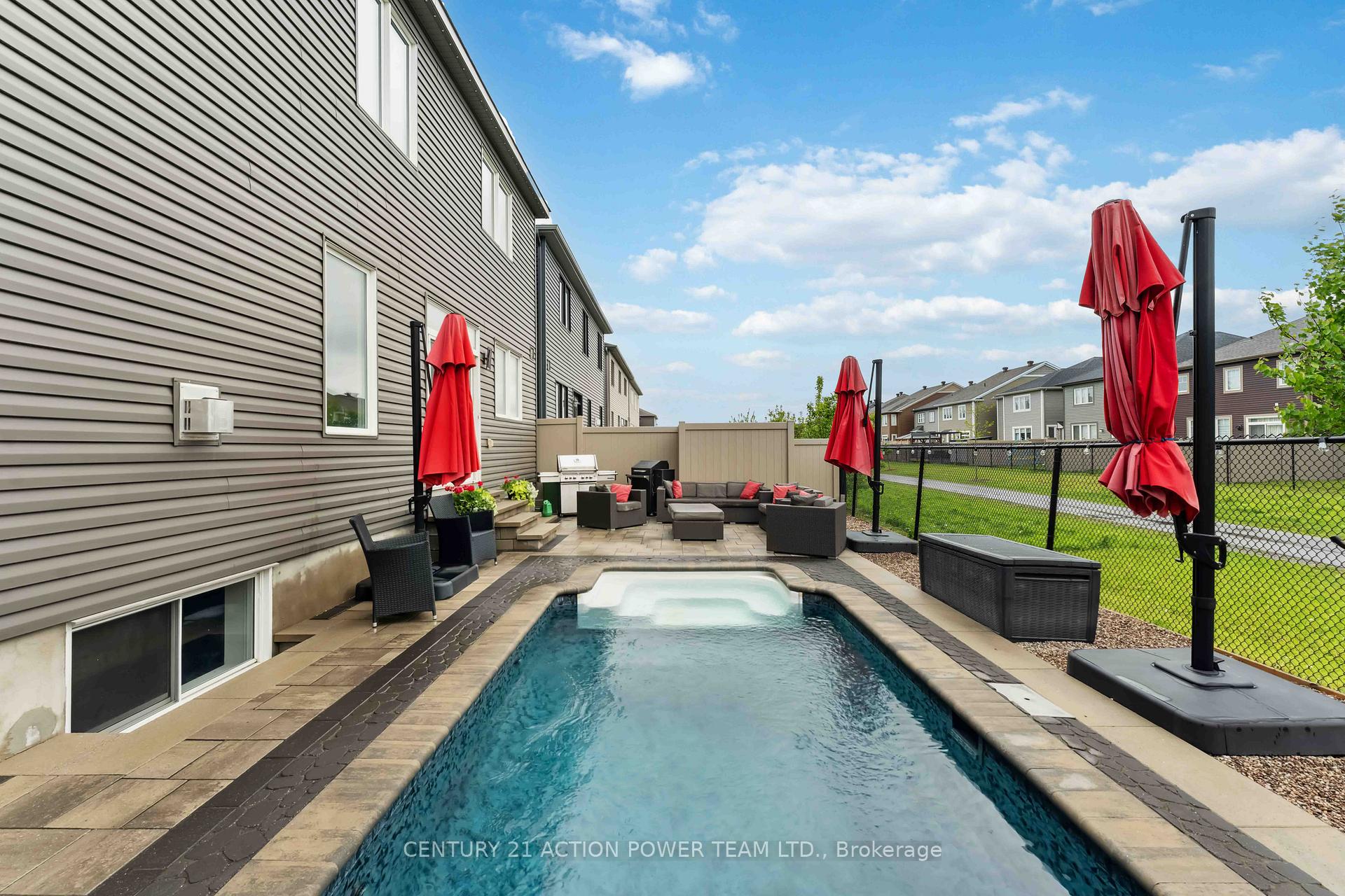 Photo 49 of 266 Esturgeon Street, Ottawa, Avalon West — HOMEH