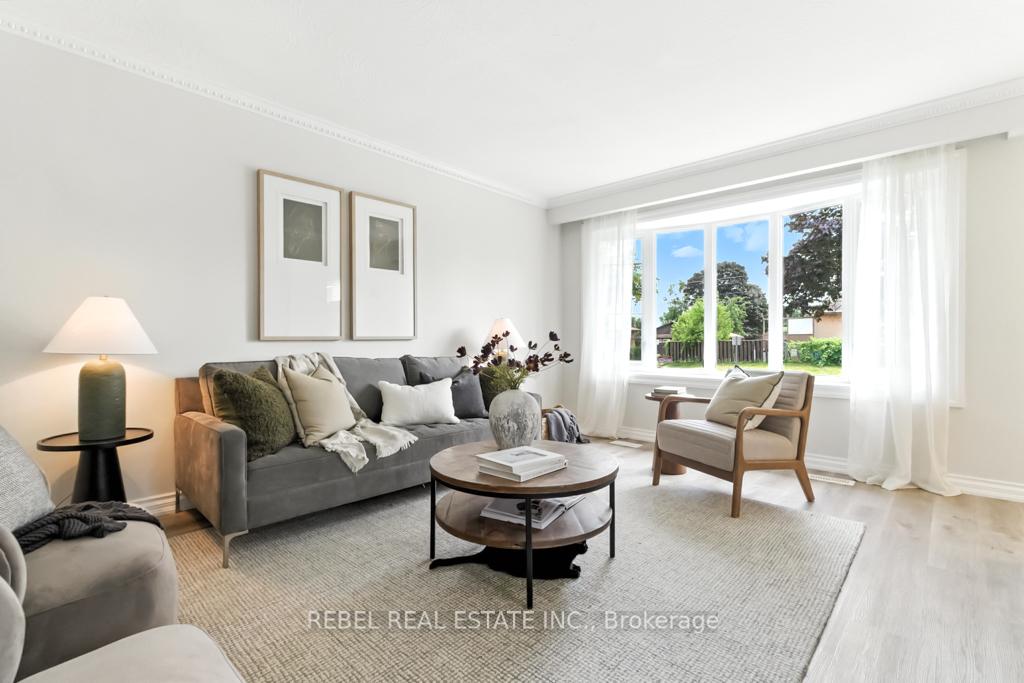 Photo 7 of 354 Conant Street, Oshawa, Lakeview — HOMEH