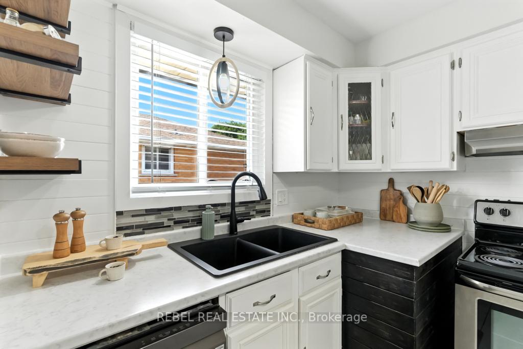 Photo 15 of 354 Conant Street, Oshawa, Lakeview — HOMEH
