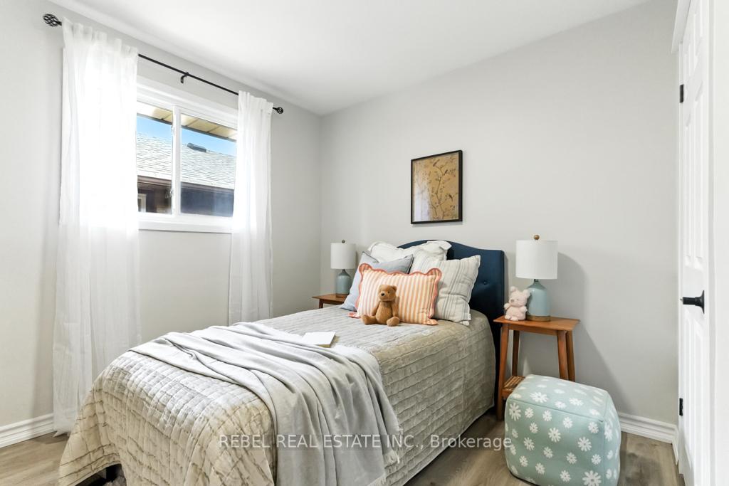 Photo 18 of 354 Conant Street, Oshawa, Lakeview — HOMEH