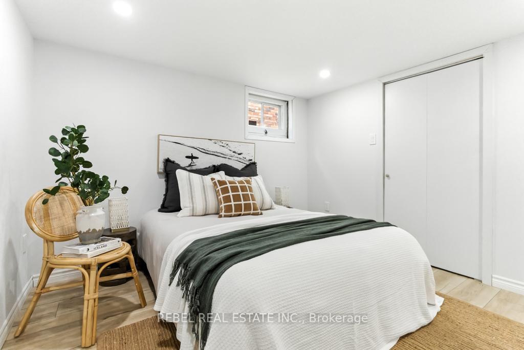 Photo 34 of 354 Conant Street, Oshawa, Lakeview — HOMEH