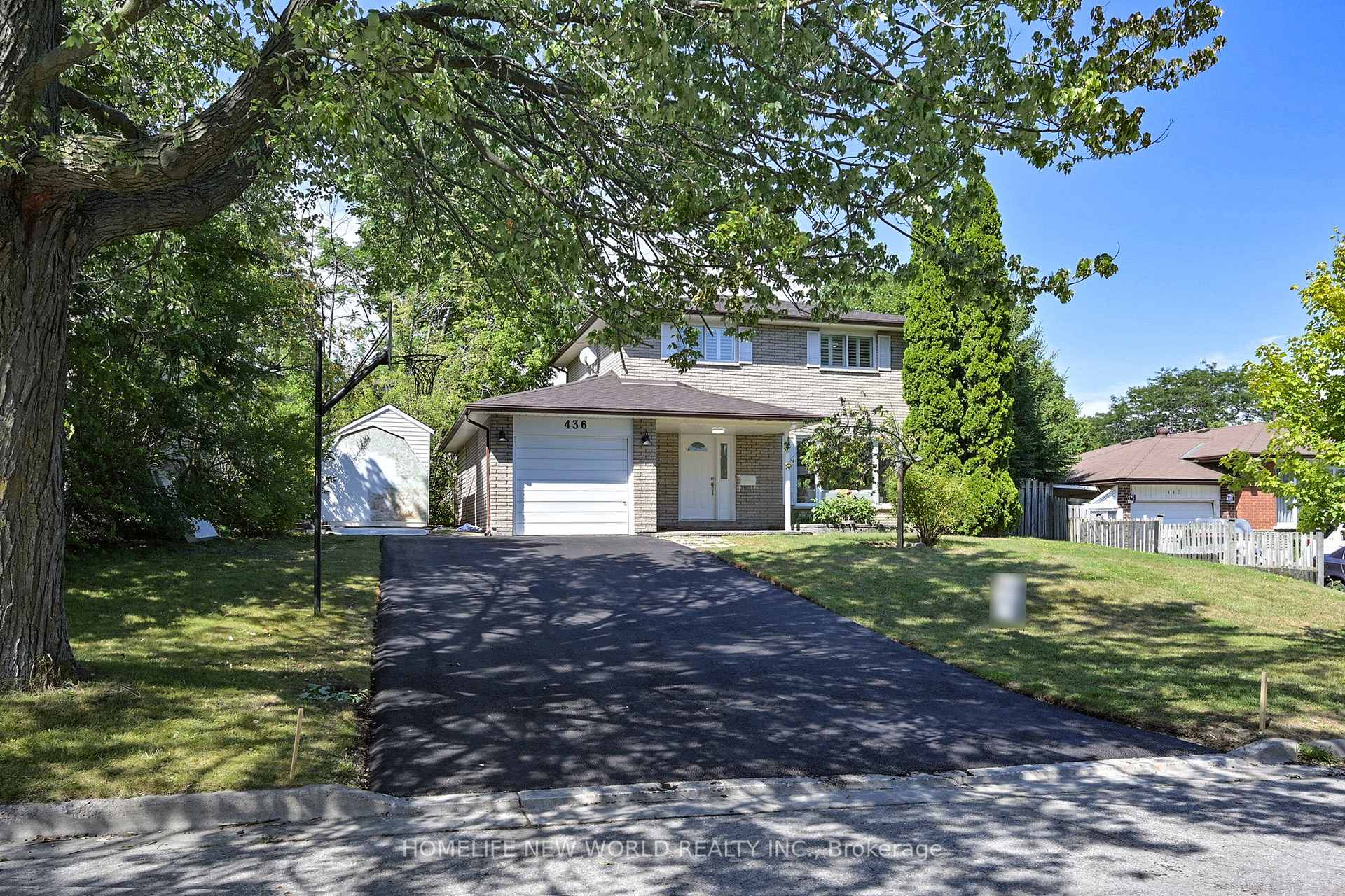 Front of 436 Arnhem Drive