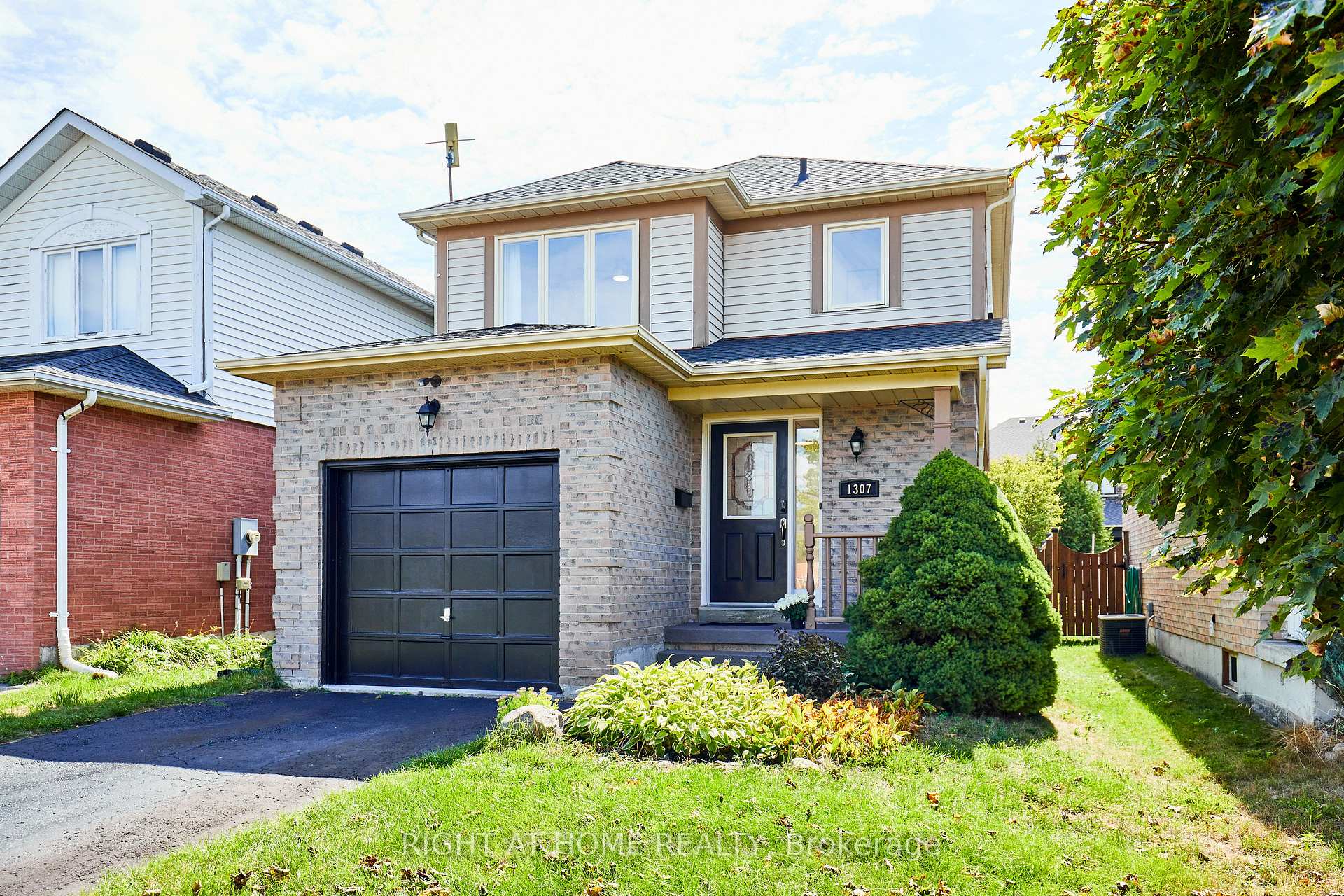 Photo 1 of 1307 Andover Drive, Oshawa, Eastdale — HOMEH