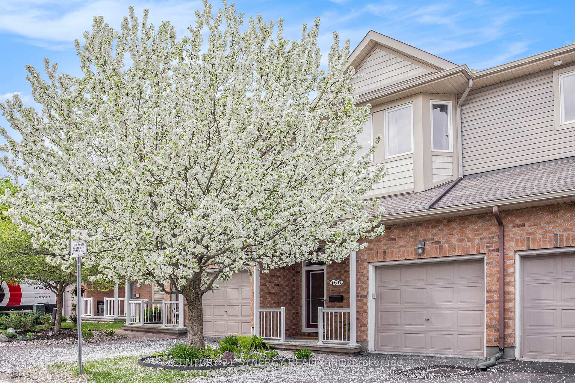 Photo 1 of 166 Parkrose Private, Ottawa, Chatelaine Village — HOMEH