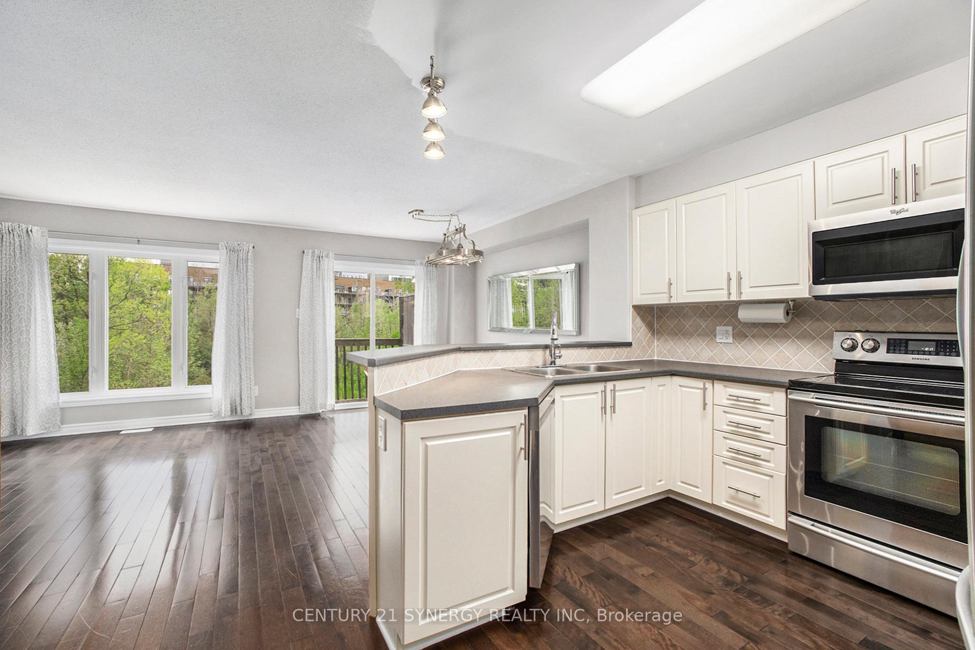 Photo 13 of 166 Parkrose Private, Ottawa, Chatelaine Village — HOMEH