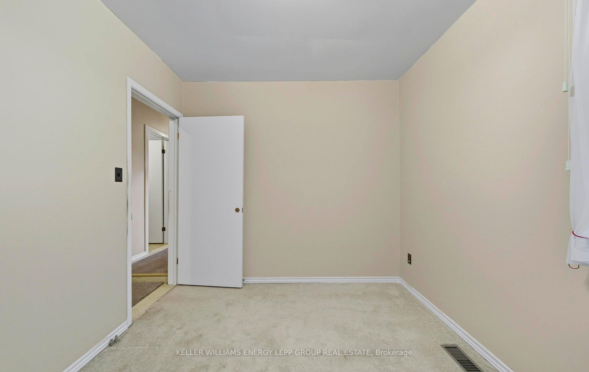 Photo 15 of 243 Conant Street, Oshawa, Lakeview — HOMEH