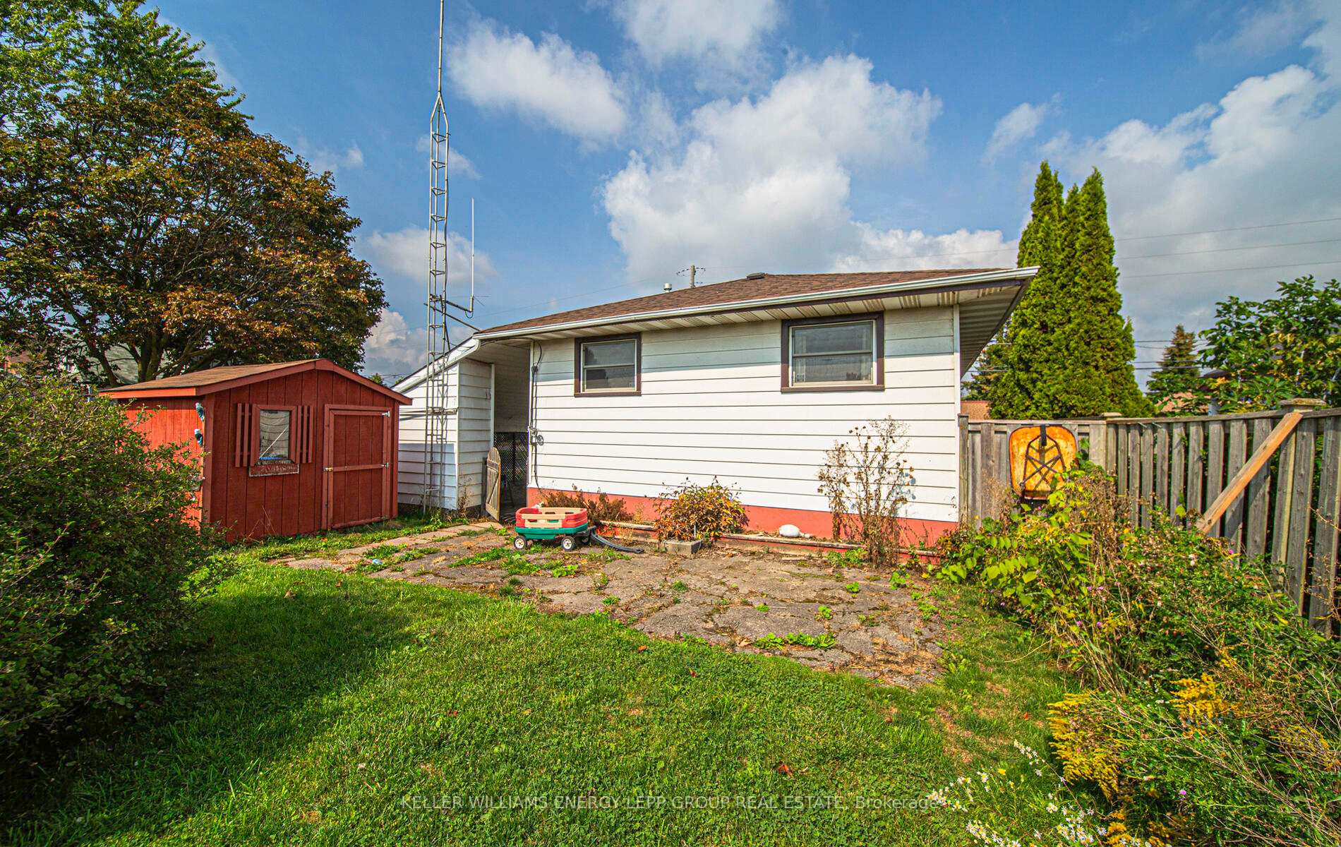 Photo 33 of 243 Conant Street, Oshawa, Lakeview — HOMEH