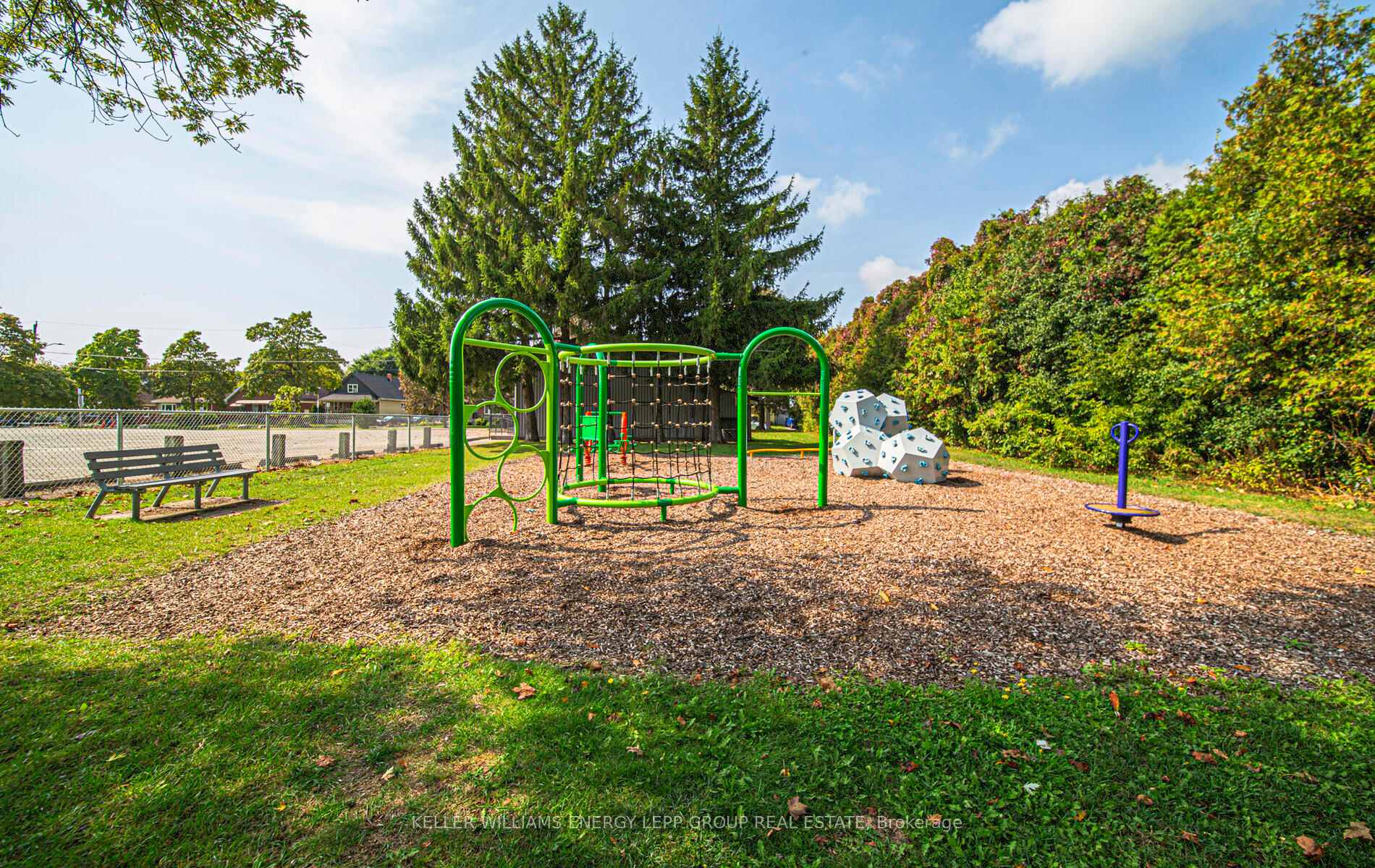 Photo 36 of 243 Conant Street, Oshawa, Lakeview — HOMEH