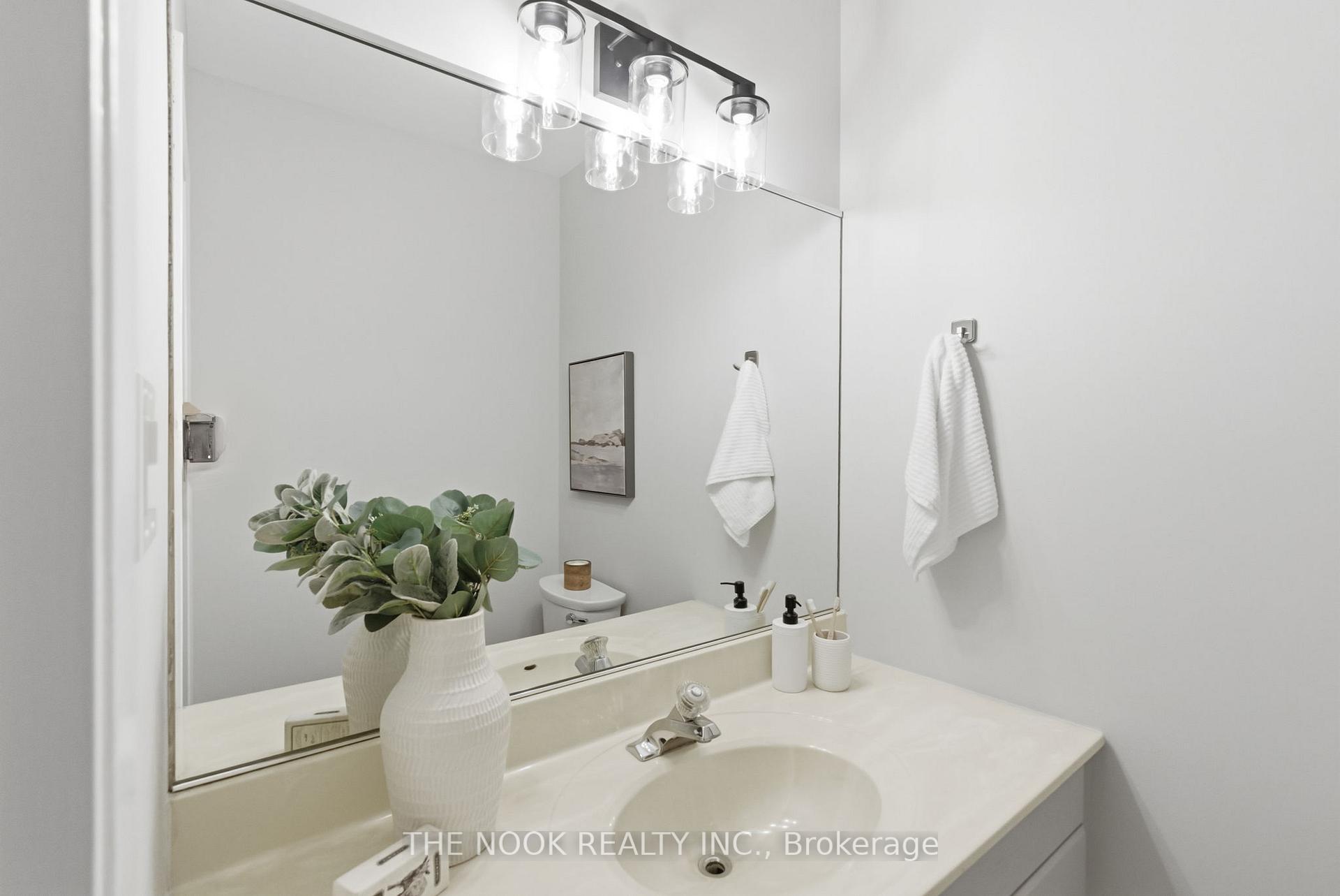 Photo 20 of 953 Essa Crescent, Pickering, West Shore — HOMEH