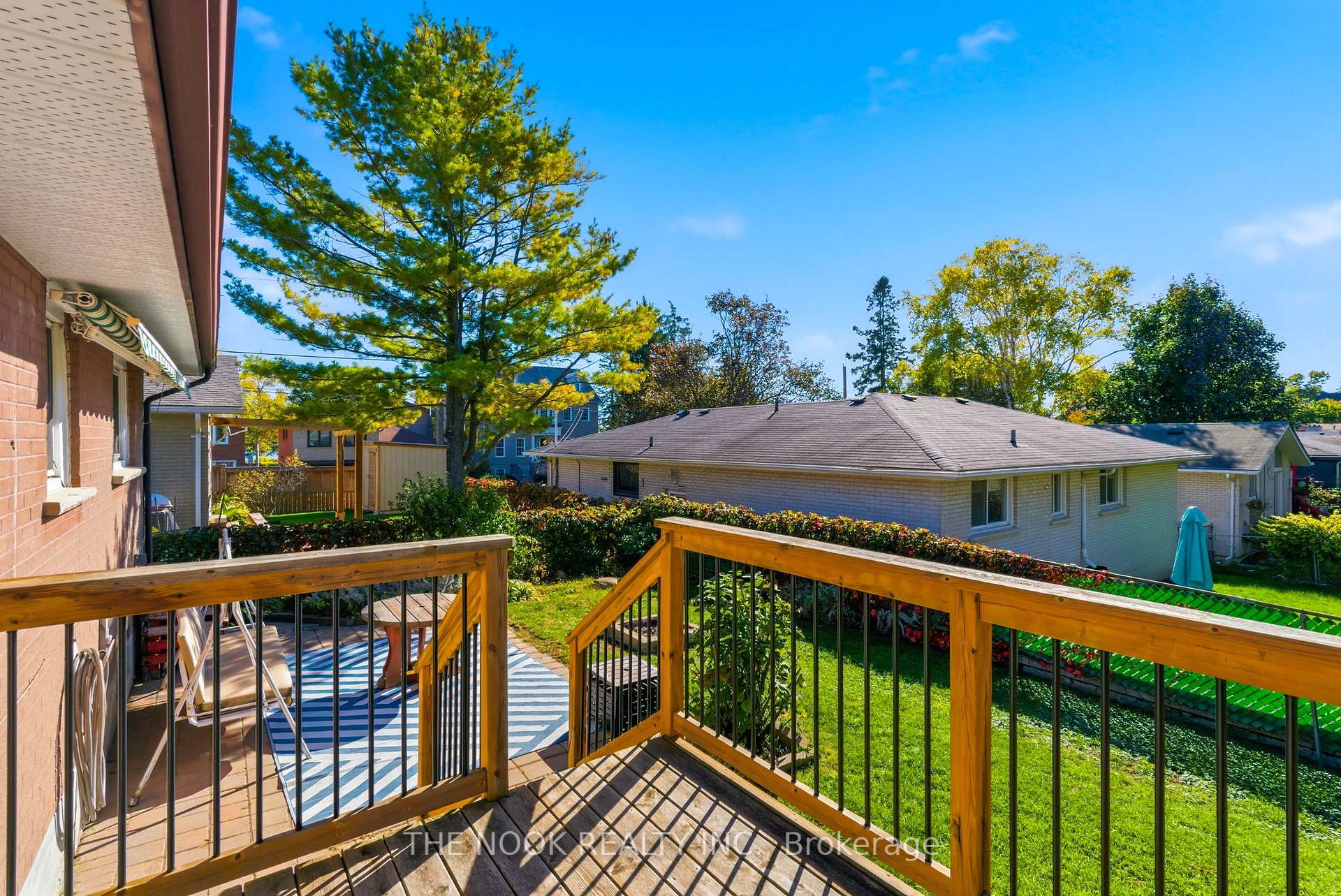Photo 44 of 953 Essa Crescent, Pickering, West Shore — HOMEH