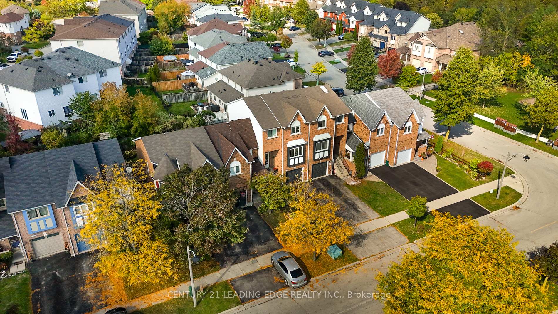 Photo 1 of 330 Sparrow Circle, Pickering, Highbush — HOMEH