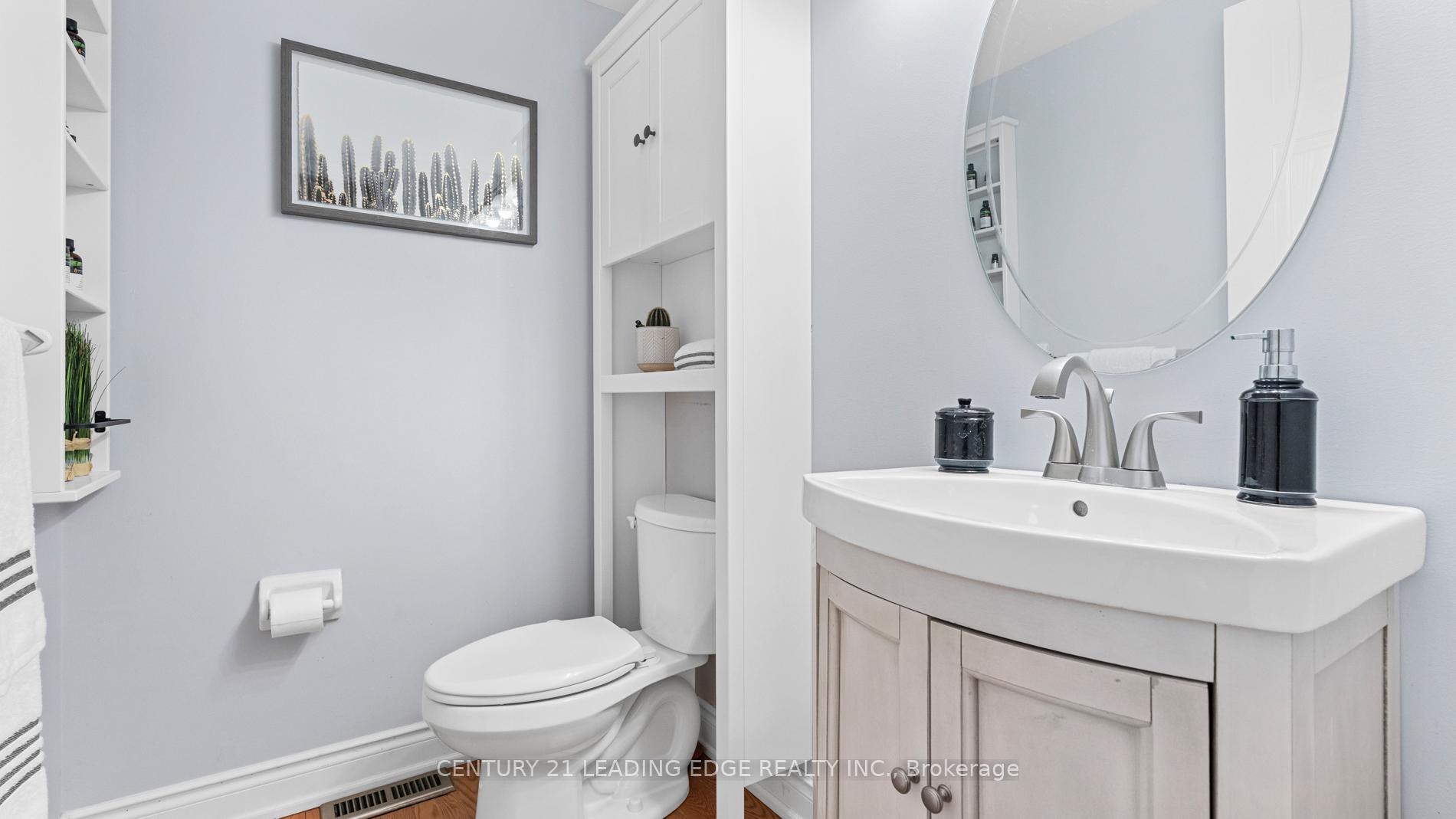 Photo 12 of 330 Sparrow Circle, Pickering, Highbush — HOMEH