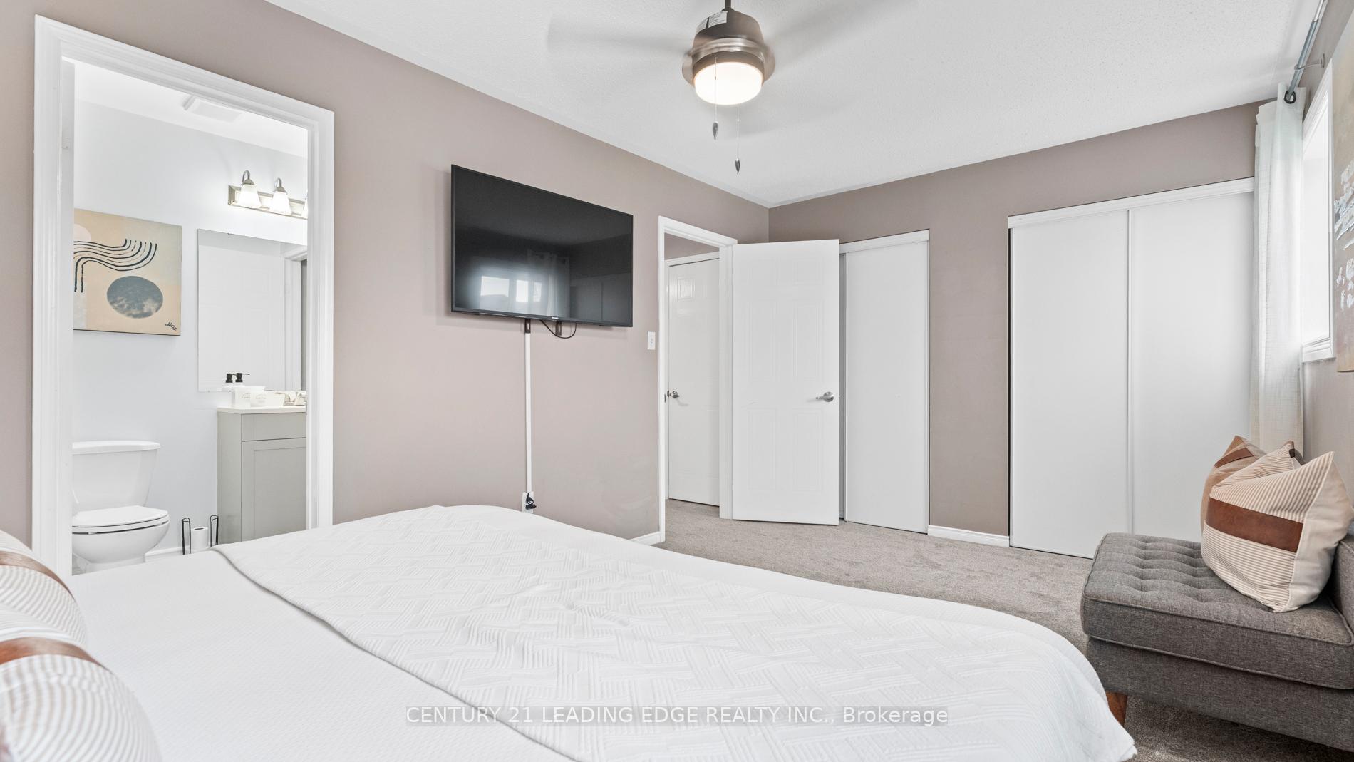 Photo 17 of 330 Sparrow Circle, Pickering, Highbush — HOMEH