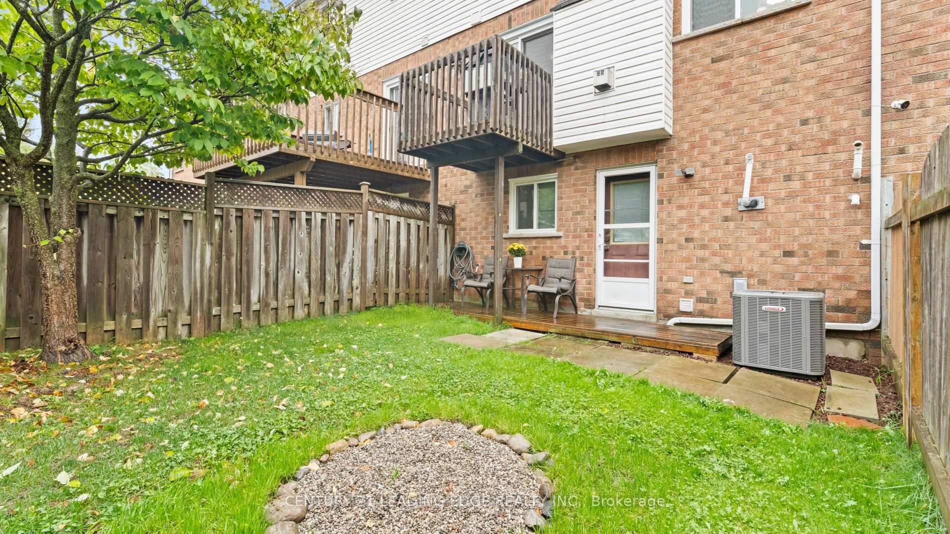Photo 23 of 330 Sparrow Circle, Pickering, Highbush — HOMEH