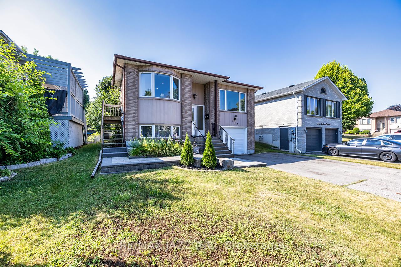 Photo 1 of 843 Charisma Crescent, Oshawa, McLaughlin — HOMEH