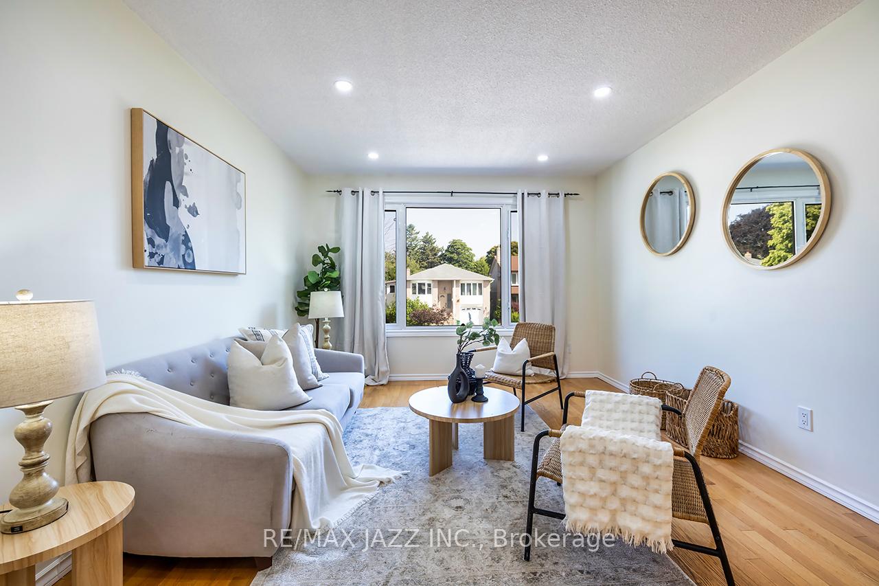Photo 15 of 843 Charisma Crescent, Oshawa, McLaughlin — HOMEH