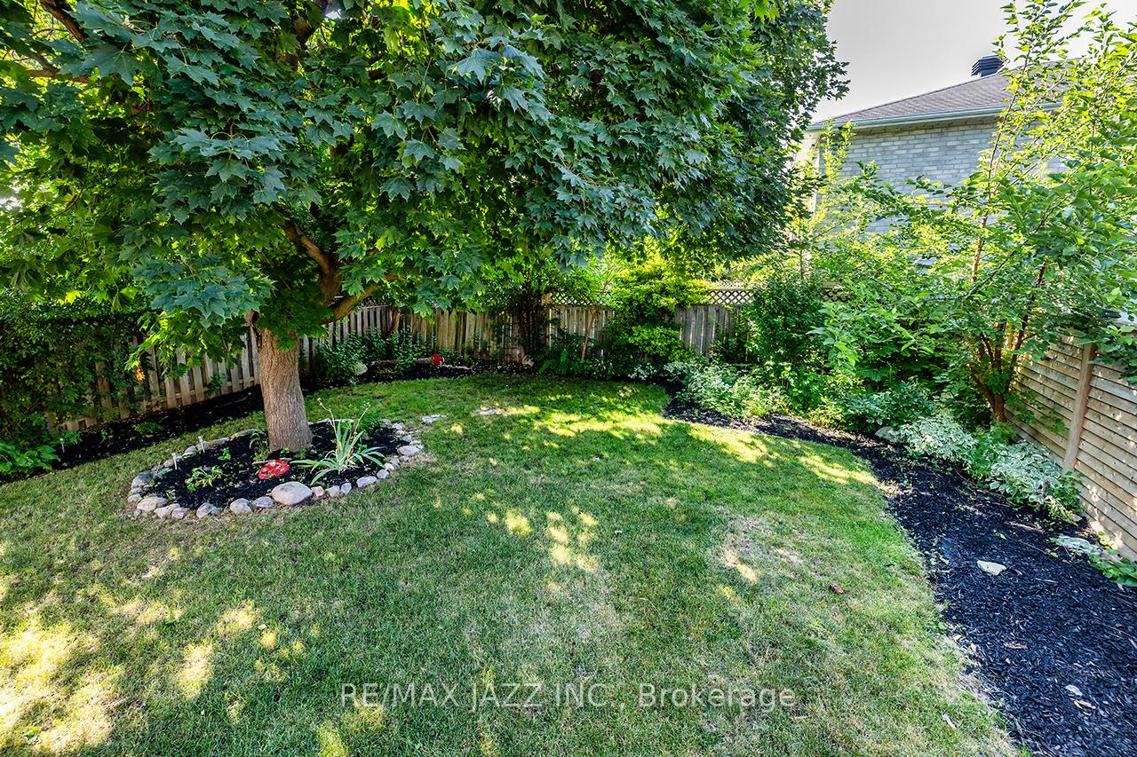 Photo 28 of 843 Charisma Crescent, Oshawa, McLaughlin — HOMEH