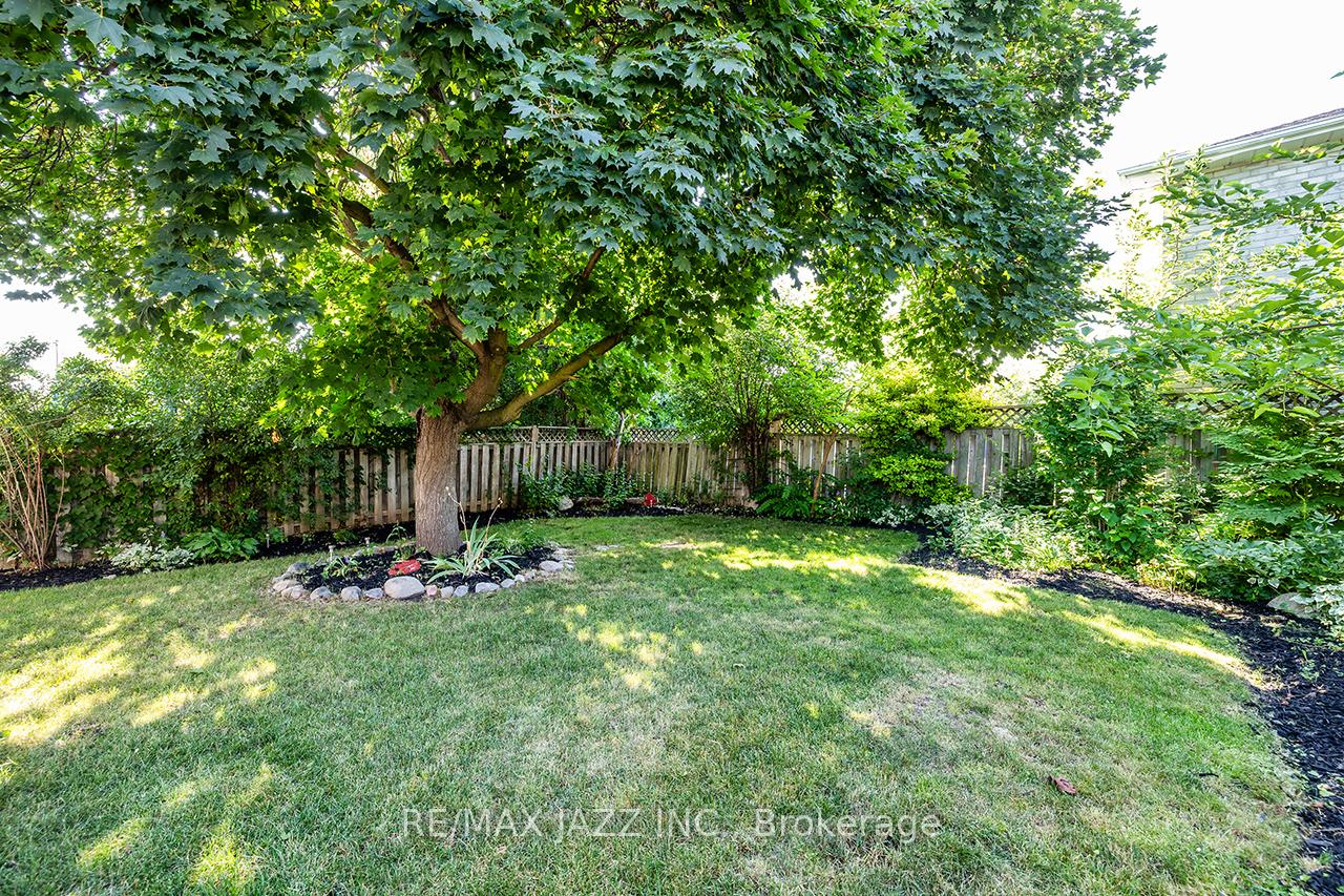 Photo 29 of 843 Charisma Crescent, Oshawa, McLaughlin — HOMEH