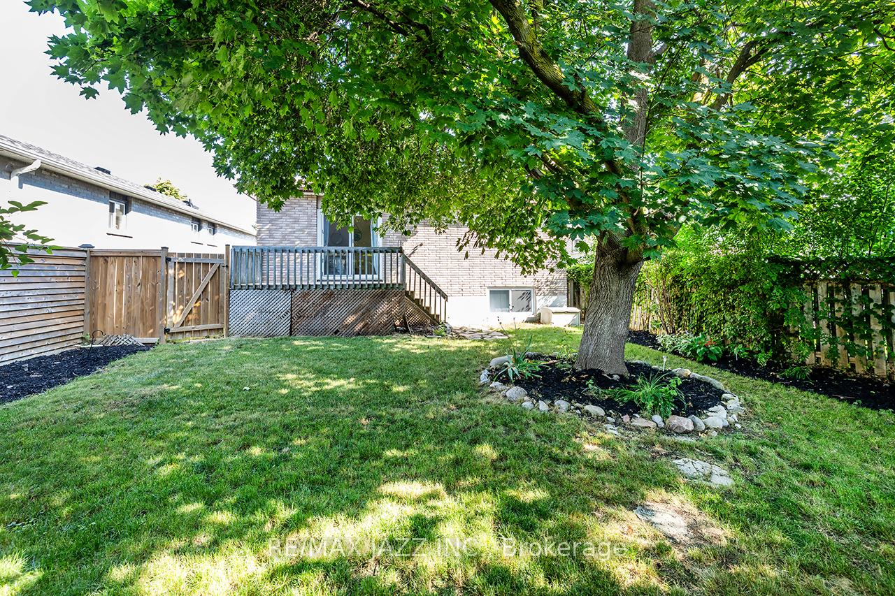 Photo 31 of 843 Charisma Crescent, Oshawa, McLaughlin — HOMEH