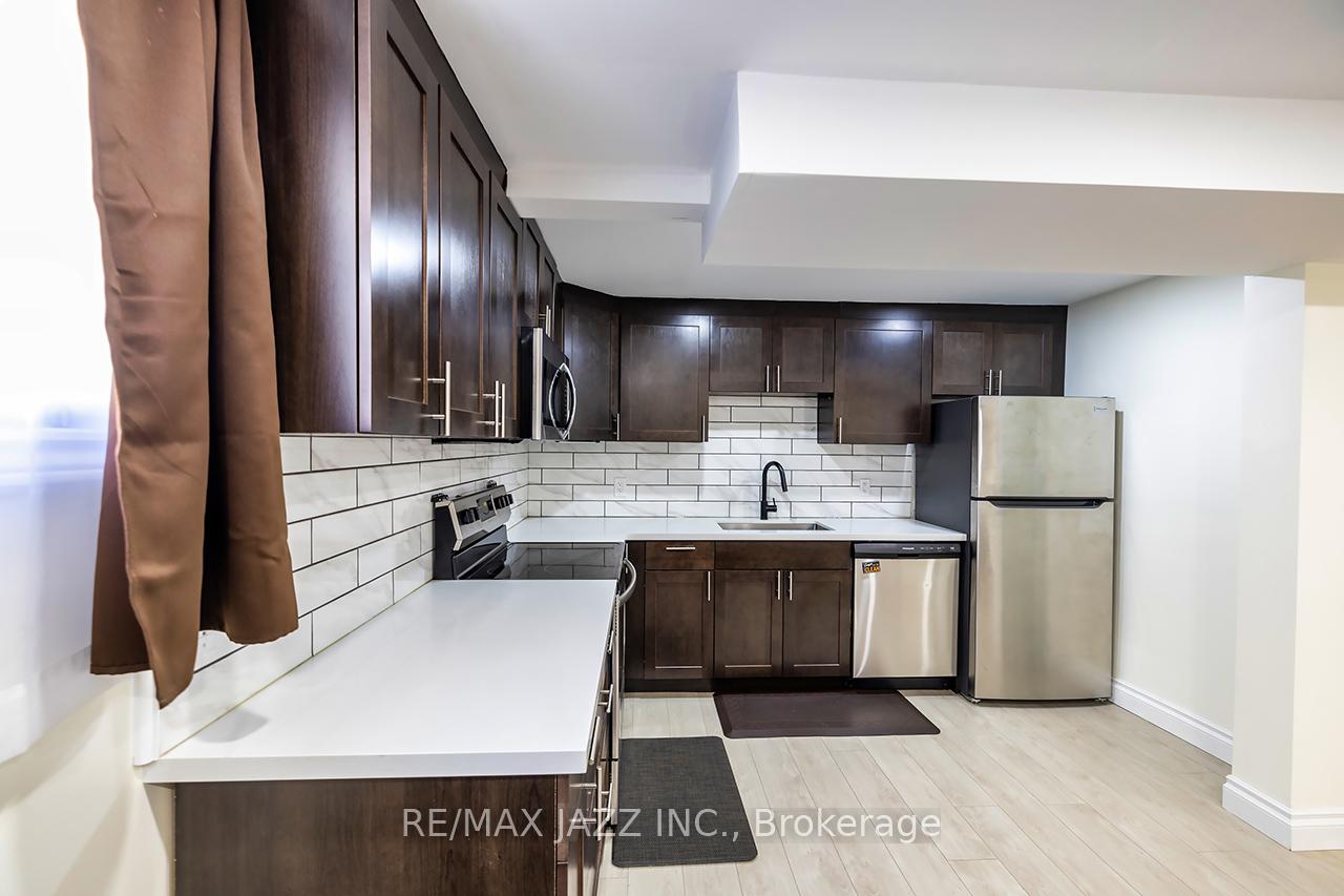 Photo 42 of 843 Charisma Crescent, Oshawa, McLaughlin — HOMEH