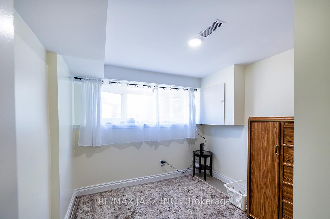 Photo 44 of 843 Charisma Crescent, Oshawa, McLaughlin — HOMEH