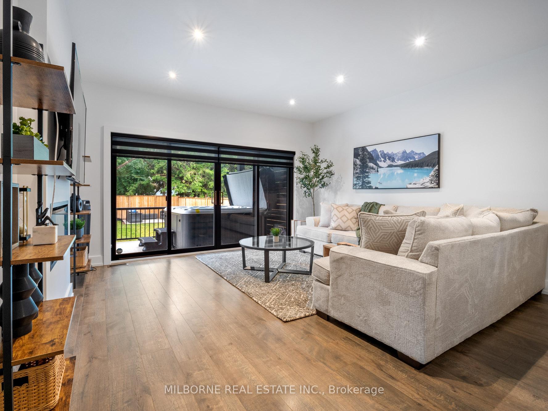 Photo 10 of 4628 Lee Avenue, Niagara Falls, Ascot — HOMEH