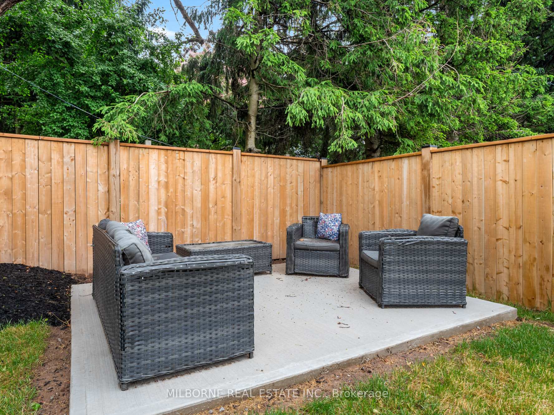 Photo 31 of 4628 Lee Avenue, Niagara Falls, Ascot — HOMEH