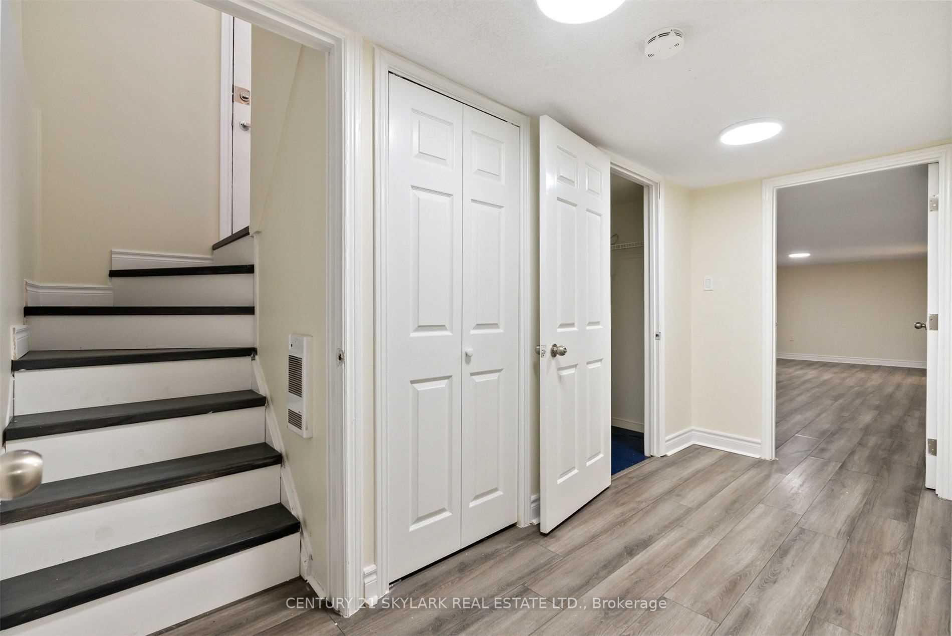 Photo 3 of 743 Lublin Avenue, Pickering, Bay Ridges — HOMEH
