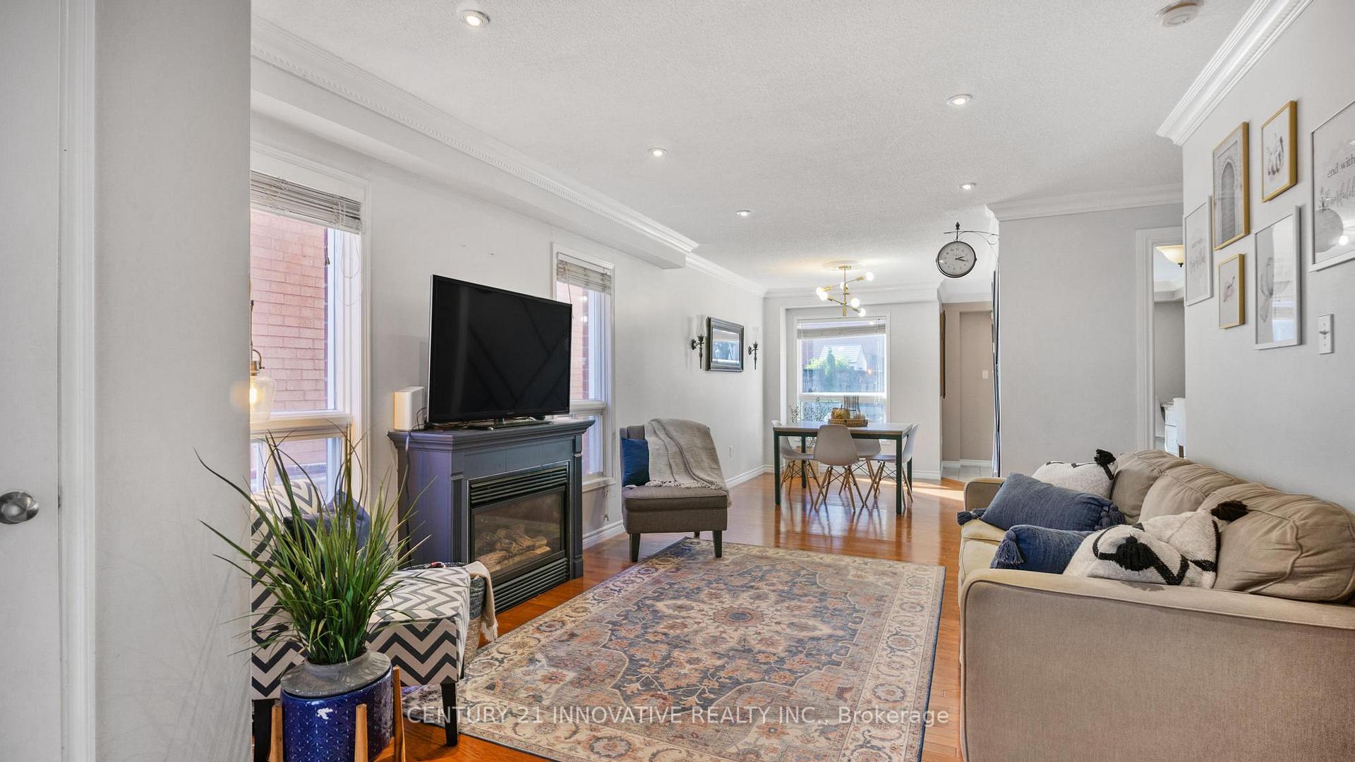 Photo 5 of 1730 Silver Maple Drive, Pickering, Amberlea — HOMEH
