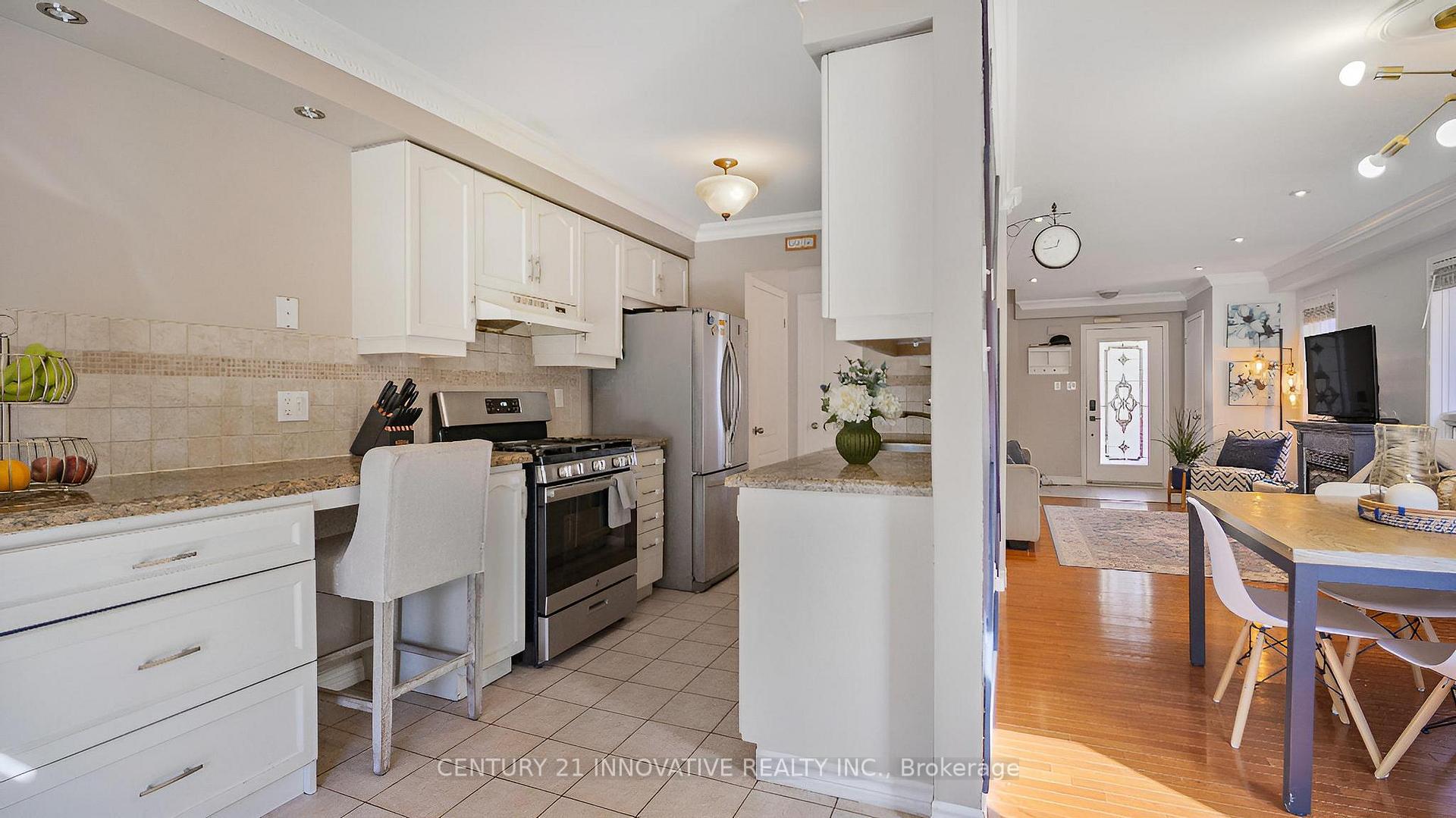 Photo 6 of 1730 Silver Maple Drive, Pickering, Amberlea — HOMEH