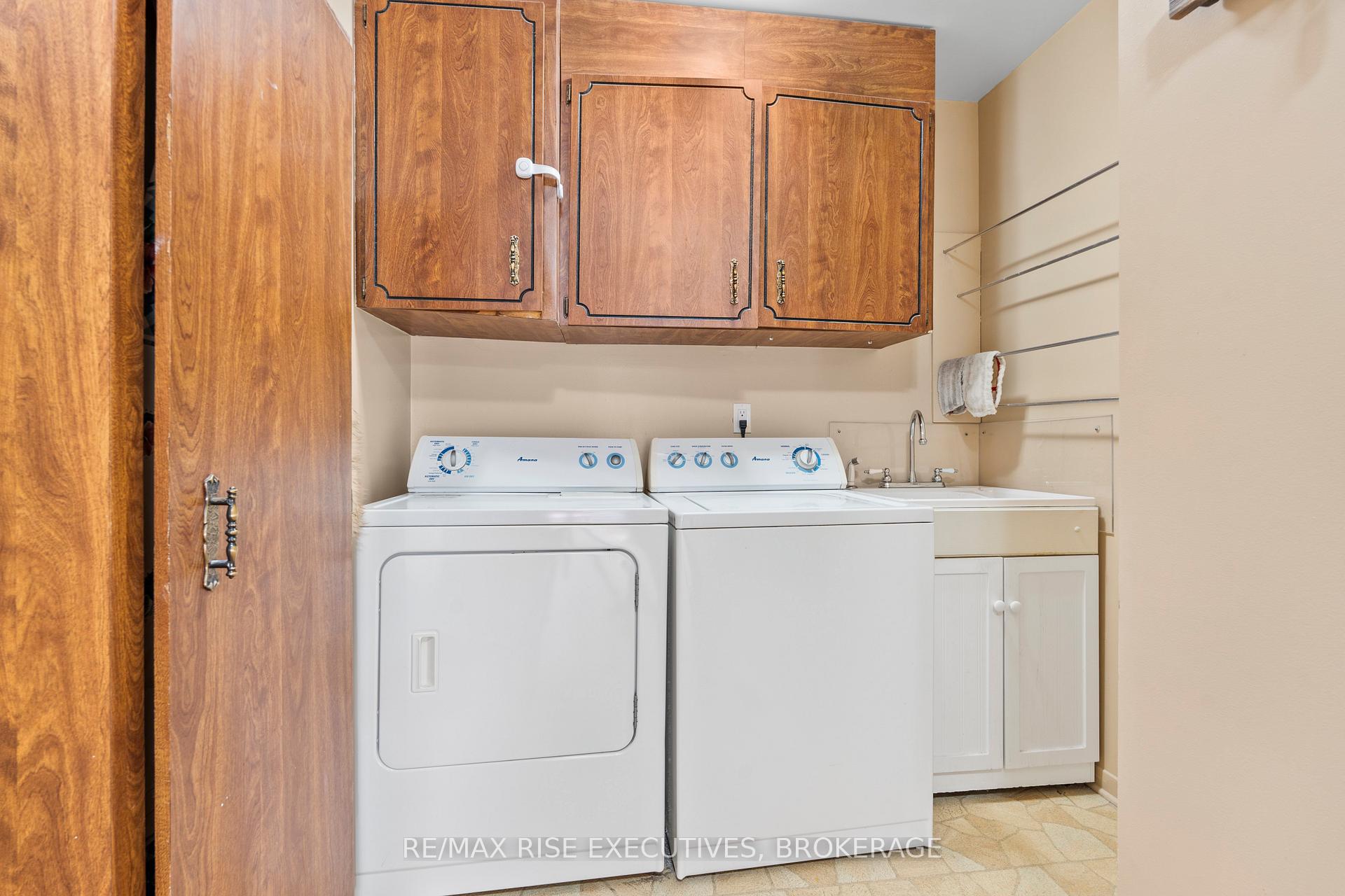 Photo 17 of 530 Canterbury Crescent, Kingston, City Southwest — HOMEH