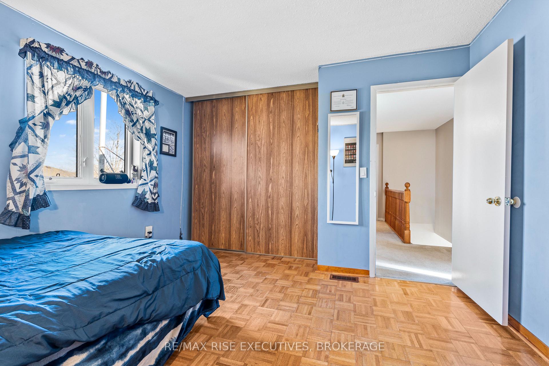 Photo 26 of 530 Canterbury Crescent, Kingston, City Southwest — HOMEH