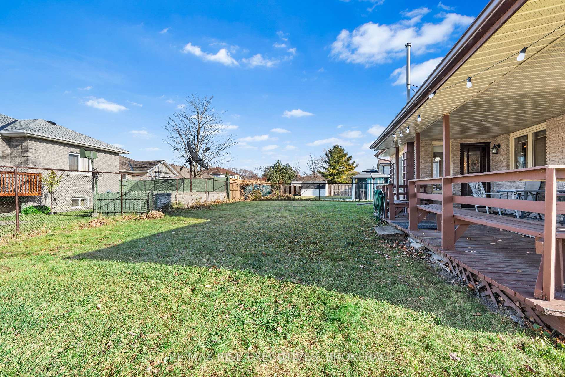 Photo 36 of 530 Canterbury Crescent, Kingston, City Southwest — HOMEH