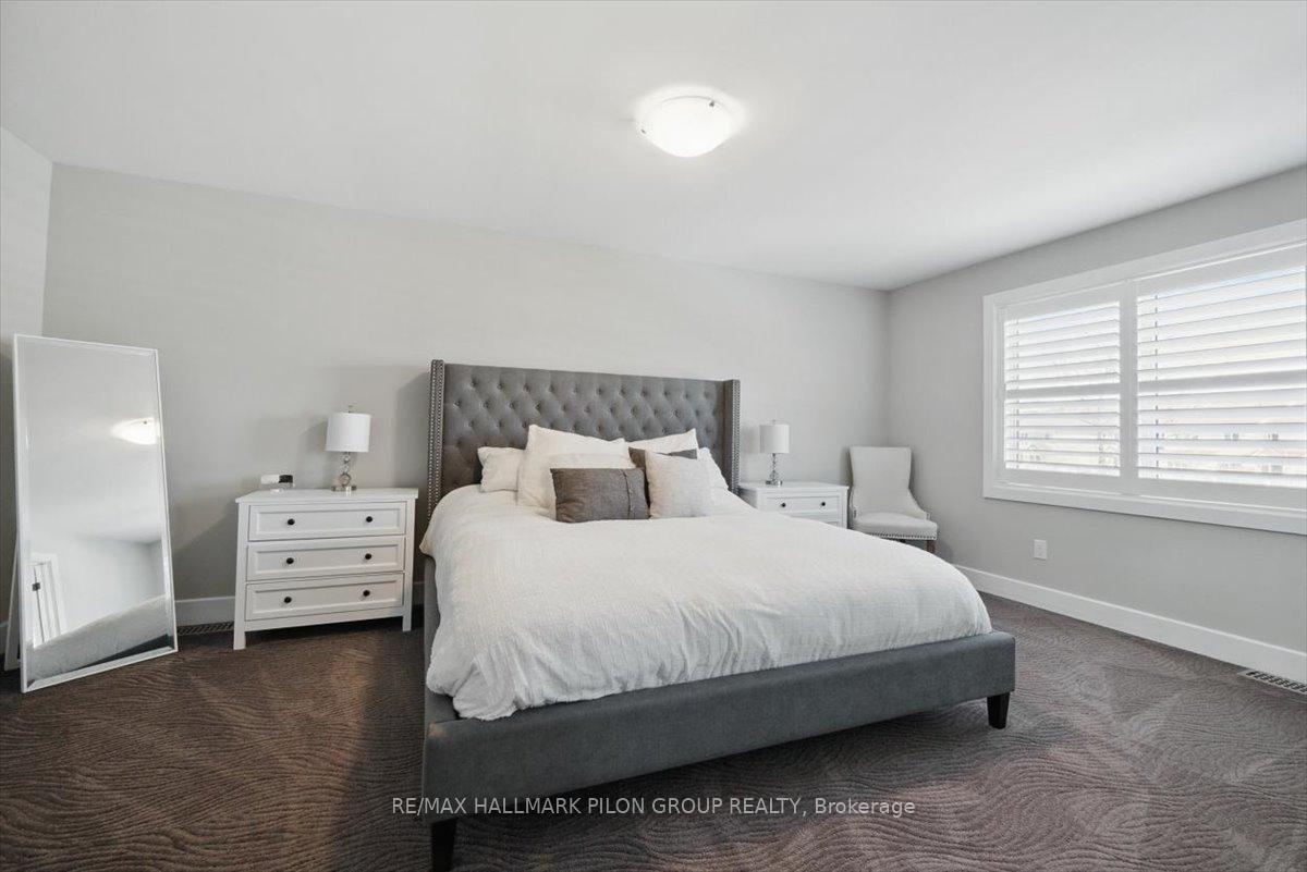 Photo 18 of 379 Nestleton Street, Ottawa, Avalon East — HOMEH