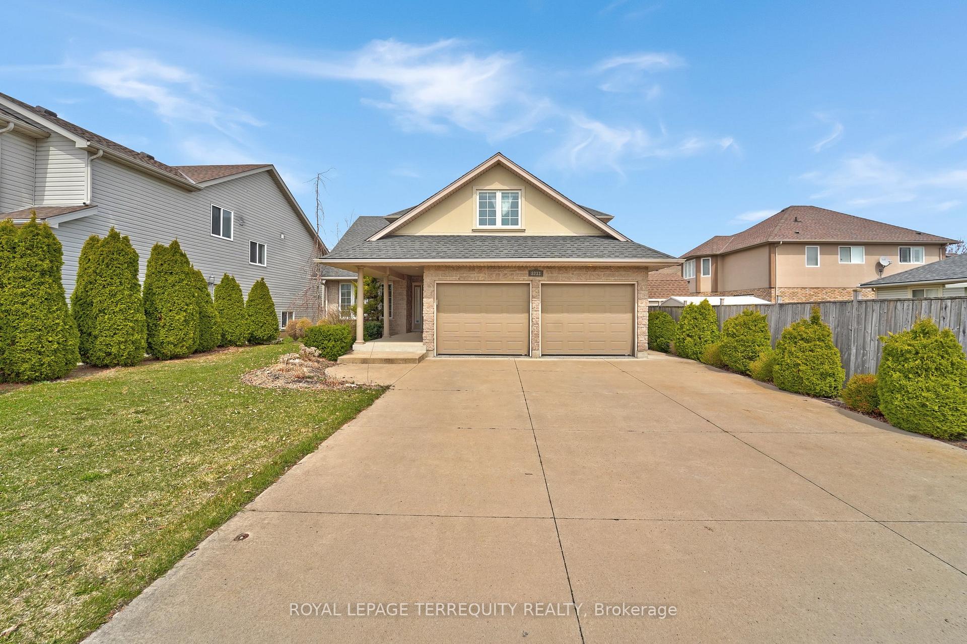 Front of 8233 Costabile Drive