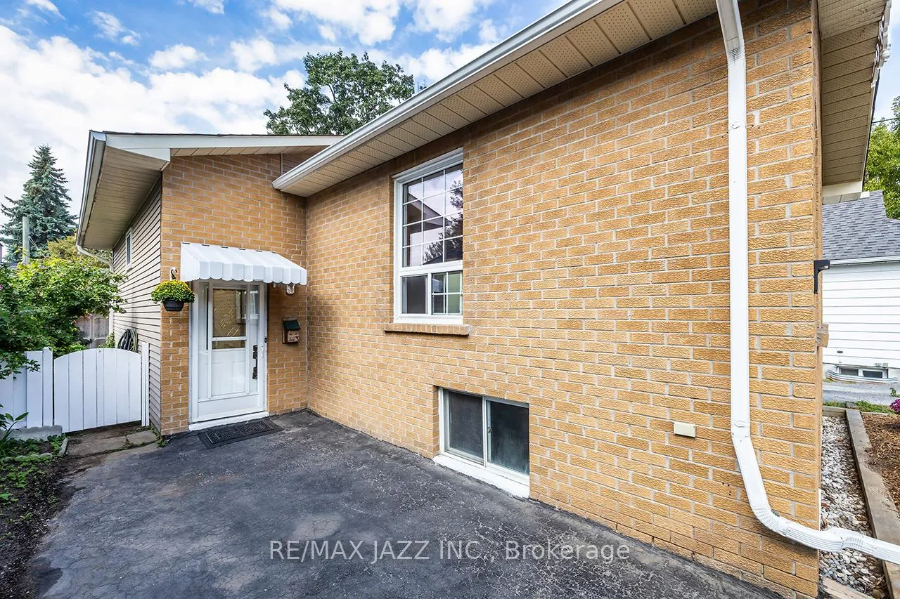 Photo 4 of 356 Verdun Road, Oshawa, Central — HOMEH