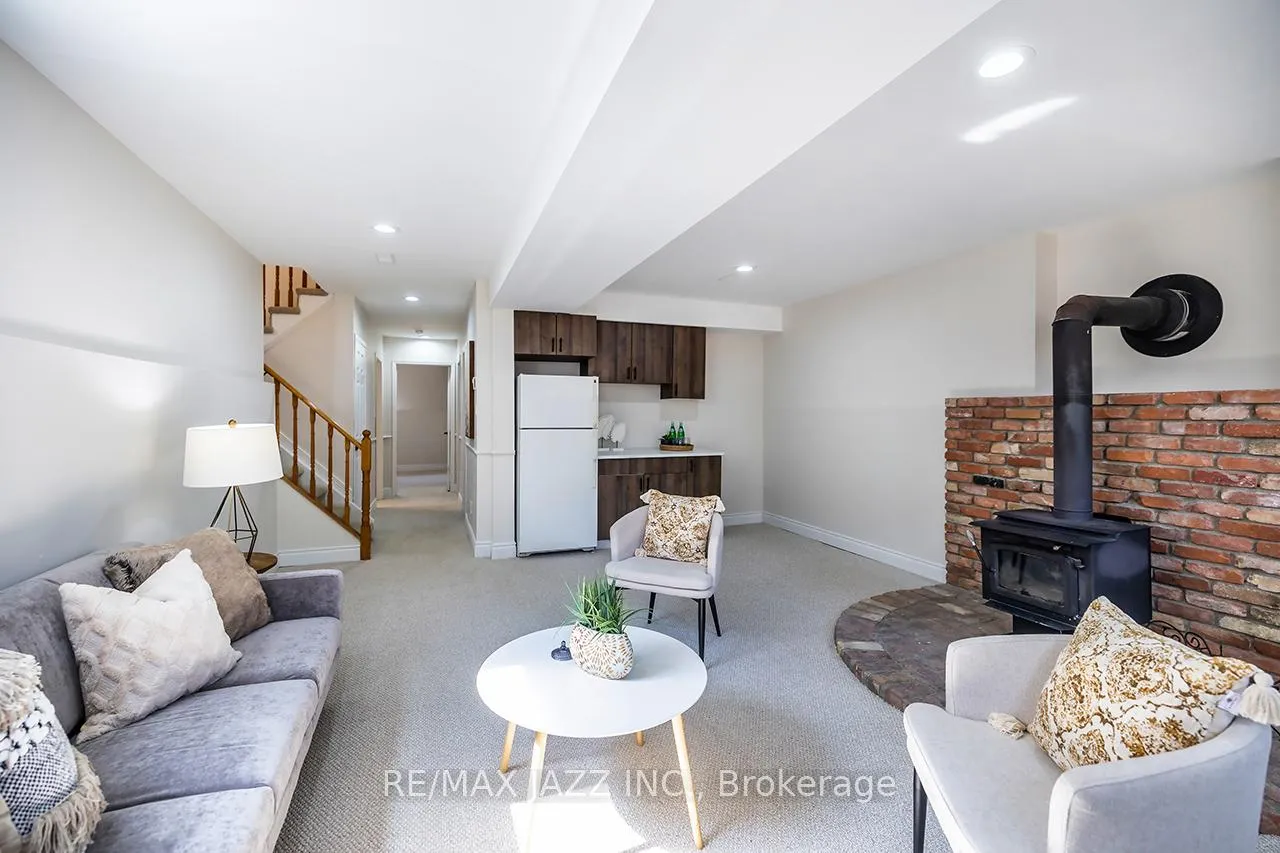 Photo 23 of 356 Verdun Road, Oshawa, Central — HOMEH