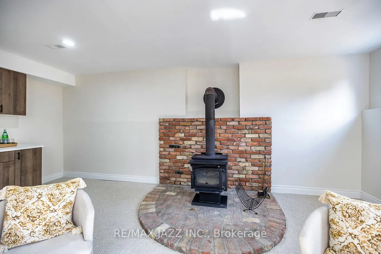 Photo 24 of 356 Verdun Road, Oshawa, Central — HOMEH