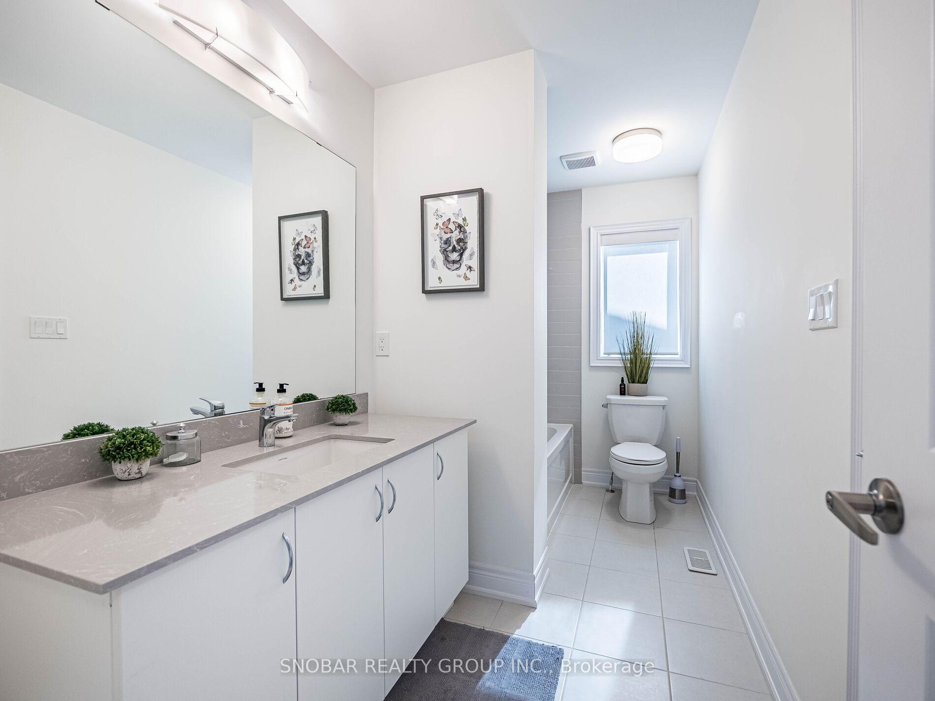 Photo 25 of 1284 Whitney Terrace, Milton, Ford — HOMEH