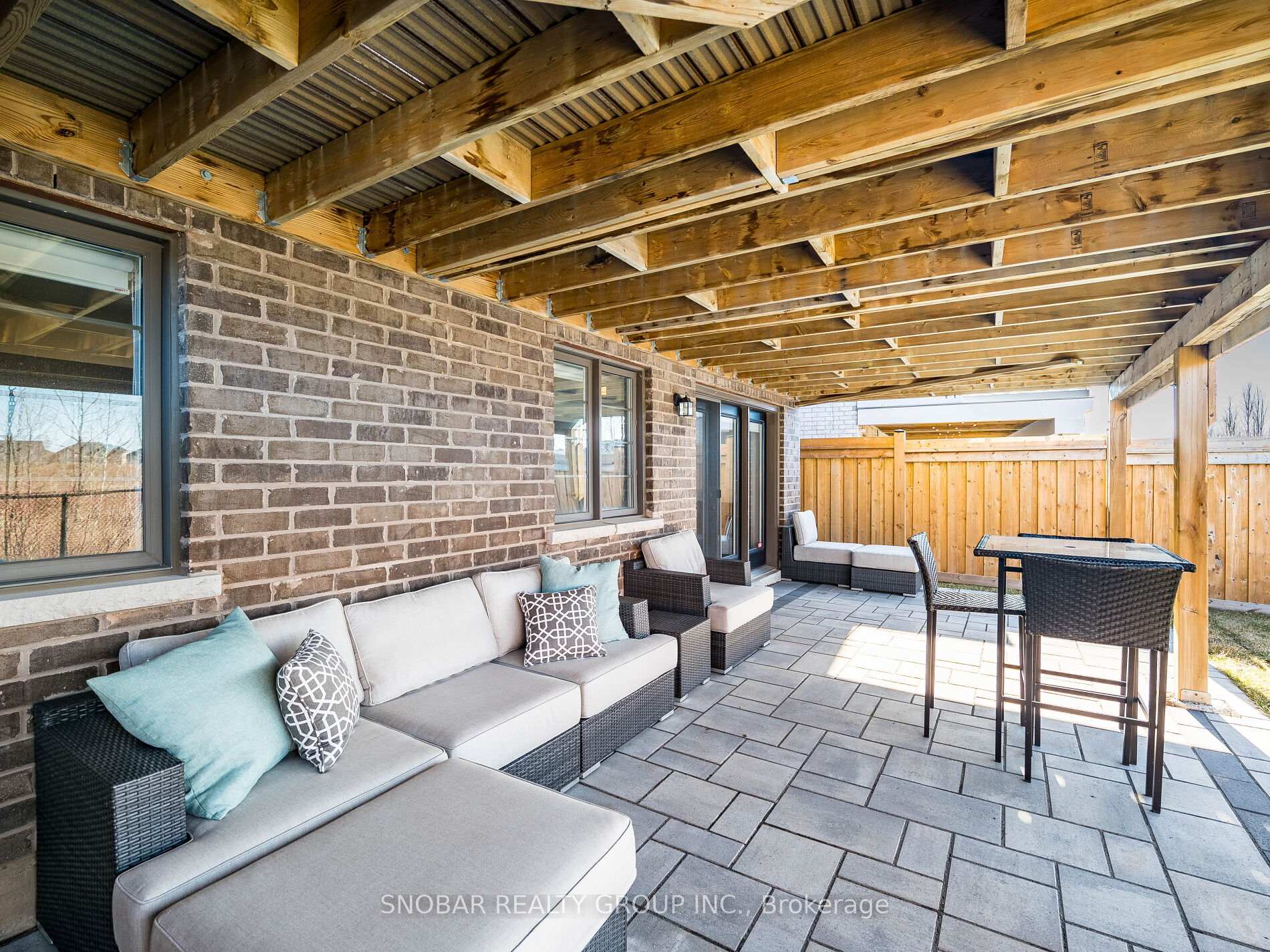 Photo 40 of 1284 Whitney Terrace, Milton, Ford — HOMEH