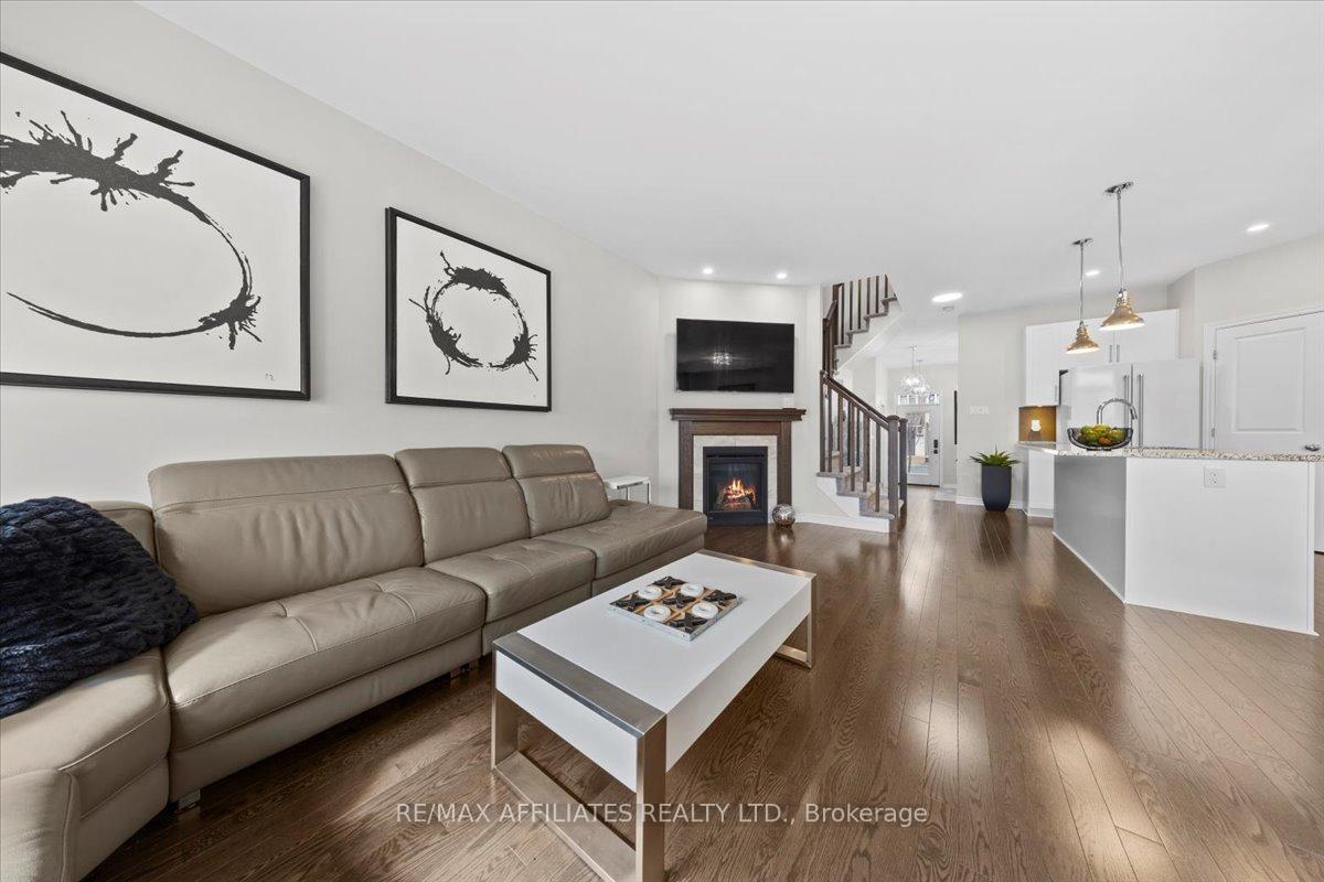 Photo 10 of 637 Cartographe Street, Ottawa, Camelot — HOMEH