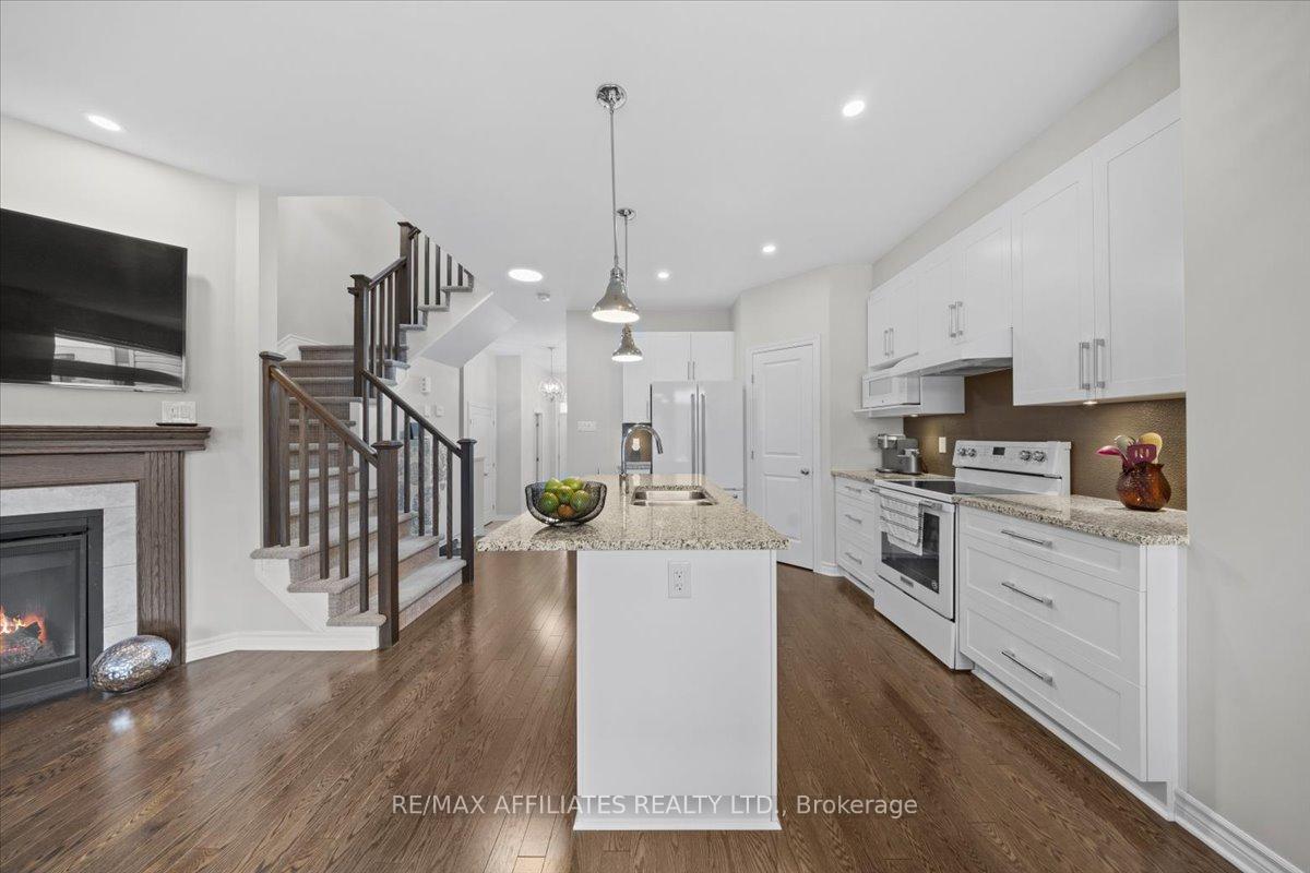 Photo 14 of 637 Cartographe Street, Ottawa, Camelot — HOMEH