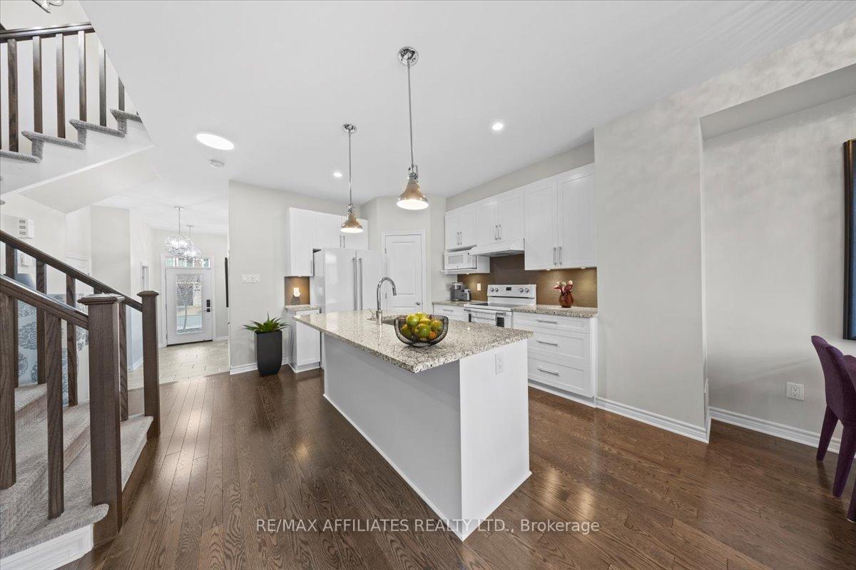 Photo 16 of 637 Cartographe Street, Ottawa, Camelot — HOMEH